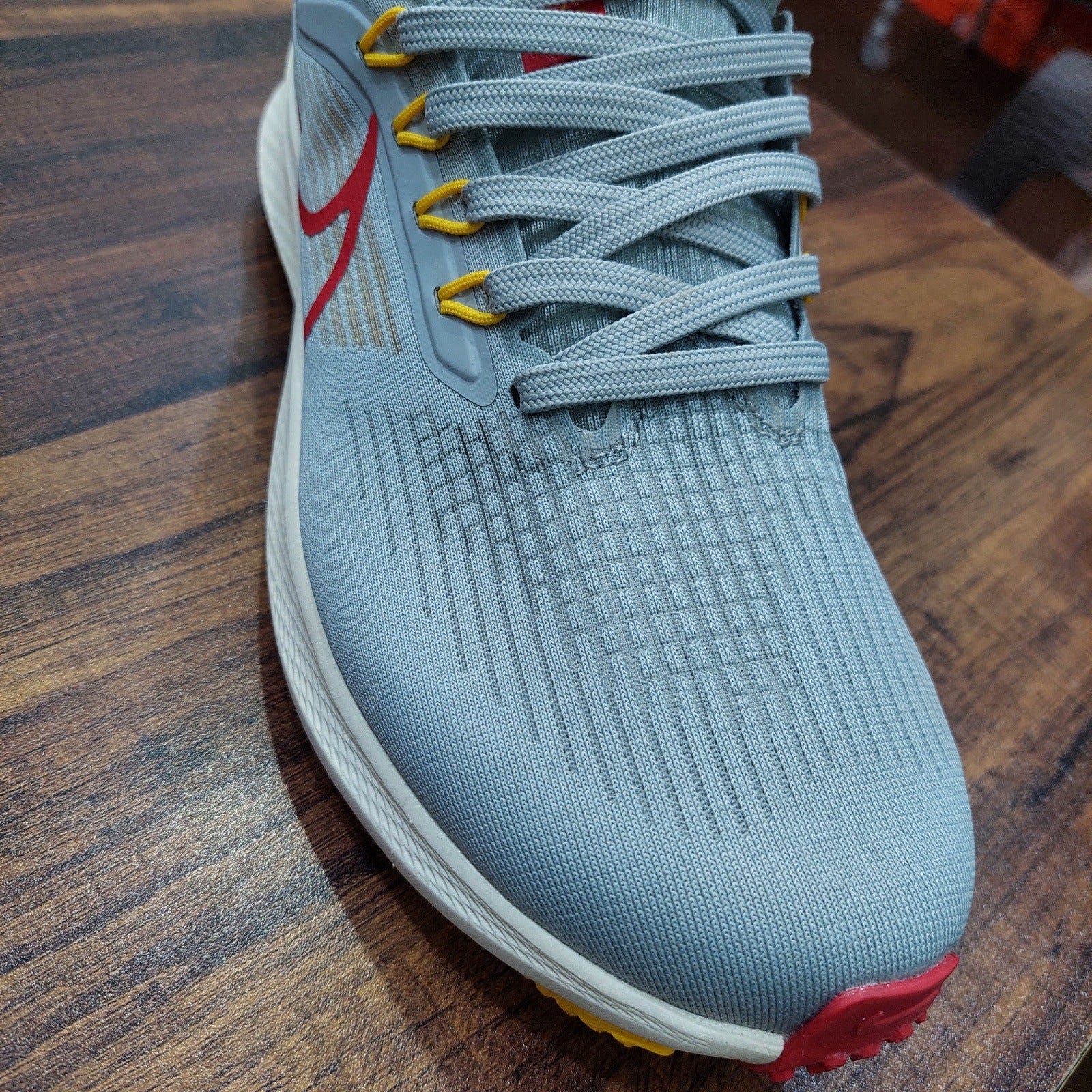 NK Zoom Pegasus 39 Neutral Grey