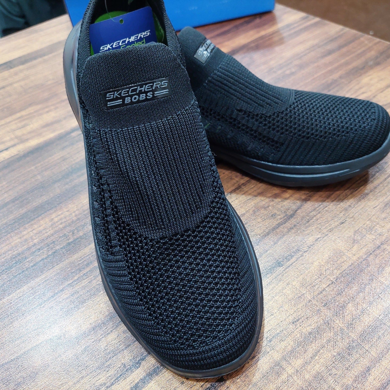 Sketcher Burst New Influence All Black