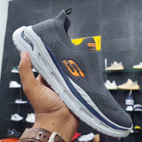 Sketcher New Influence Archfit Grey
