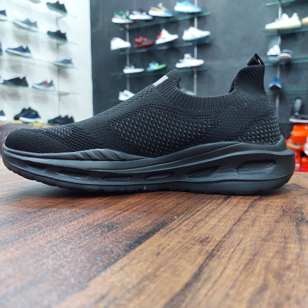 Sketcher New Influence Archfit All Black
