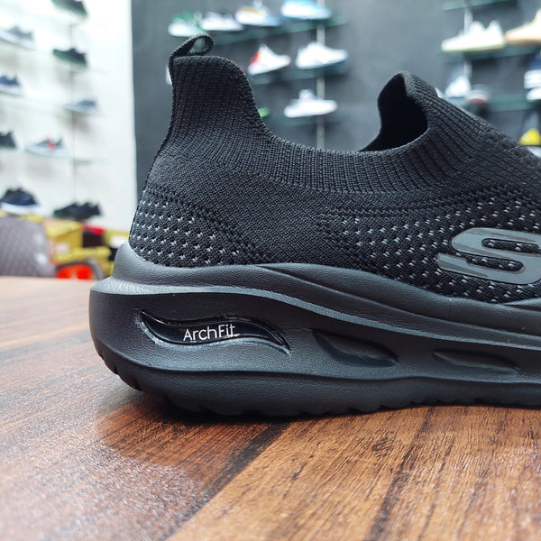 Sketcher New Influence Archfit All Black