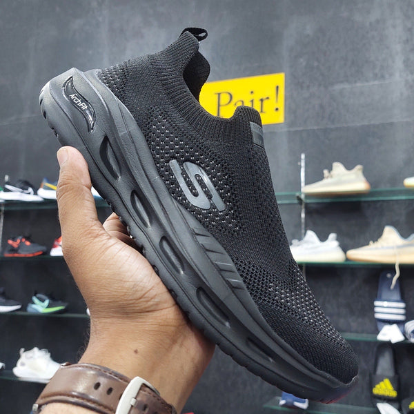 Sketcher New Influence Archfit All Black