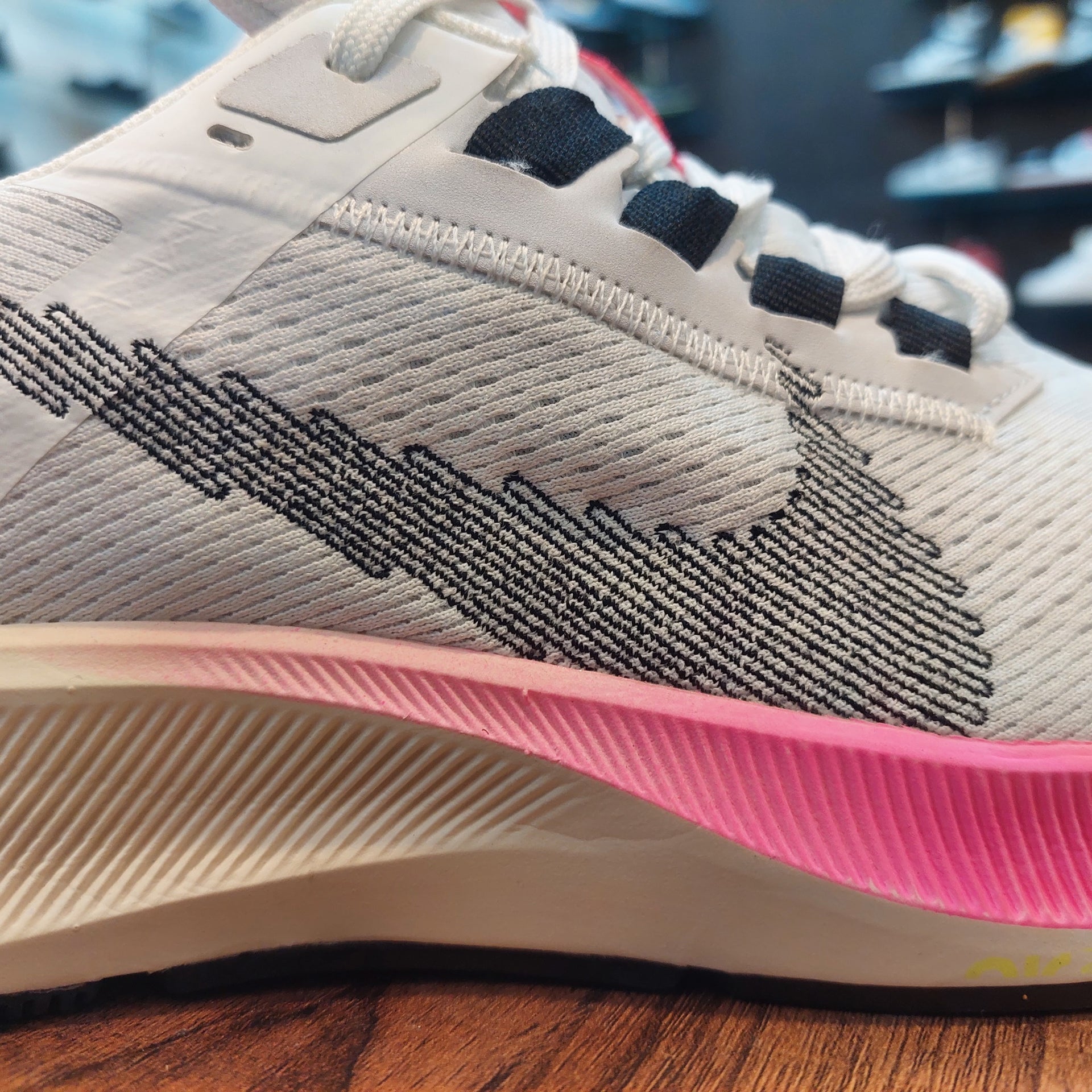 Nk Air Zoom Pegasus 38 White Pink Red