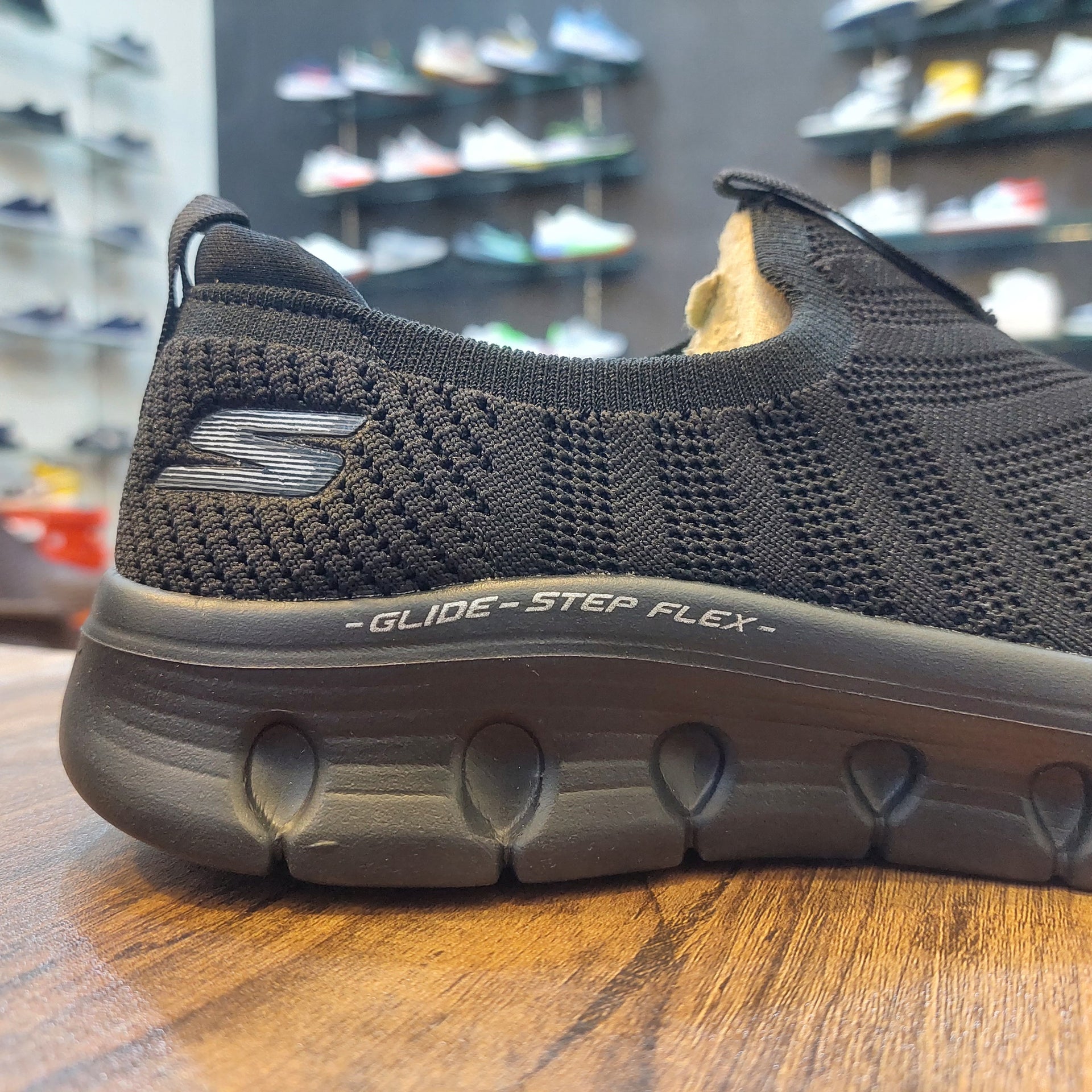 Sketcher Glide Step Flex All Black
