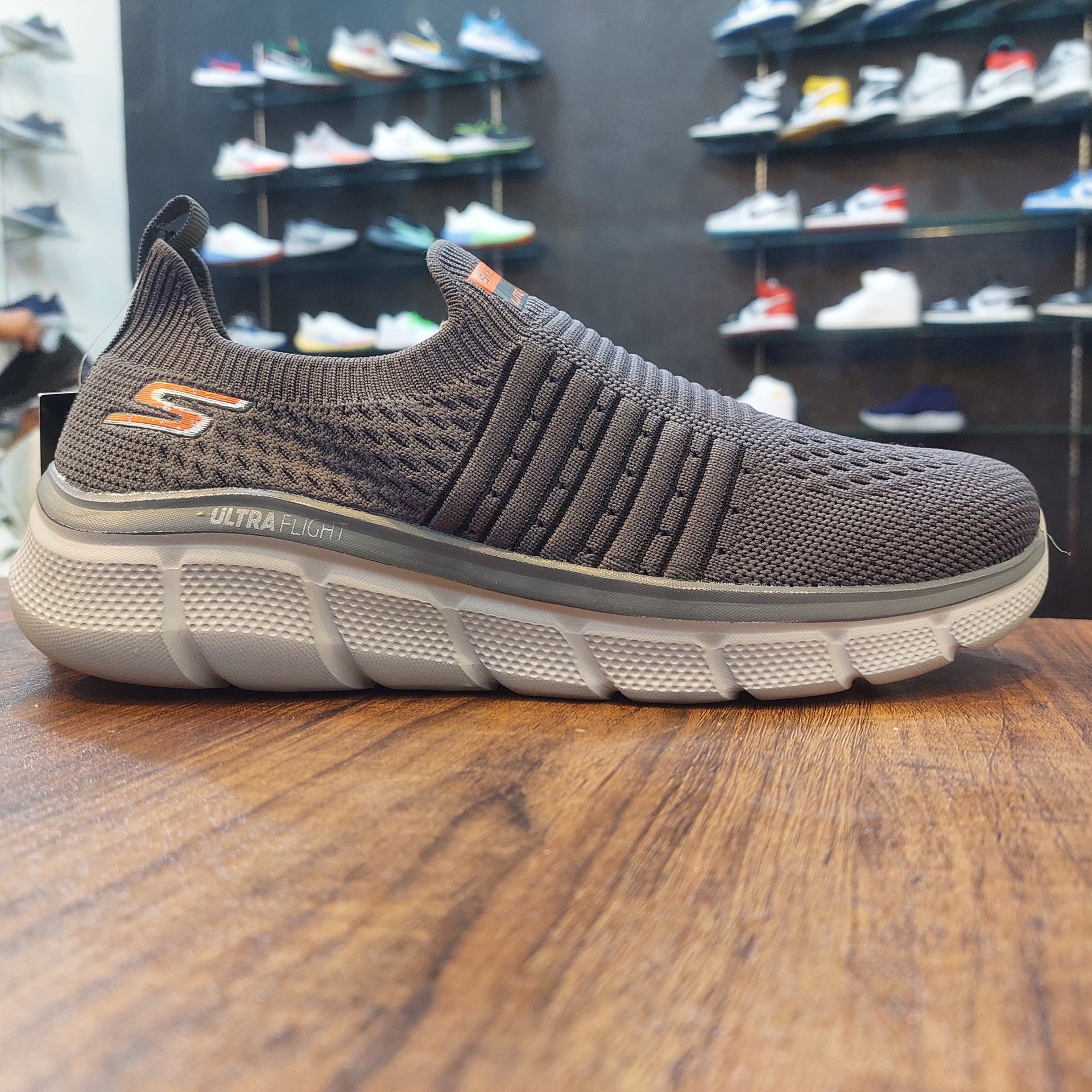 Sketchers Ultra Flight Grey