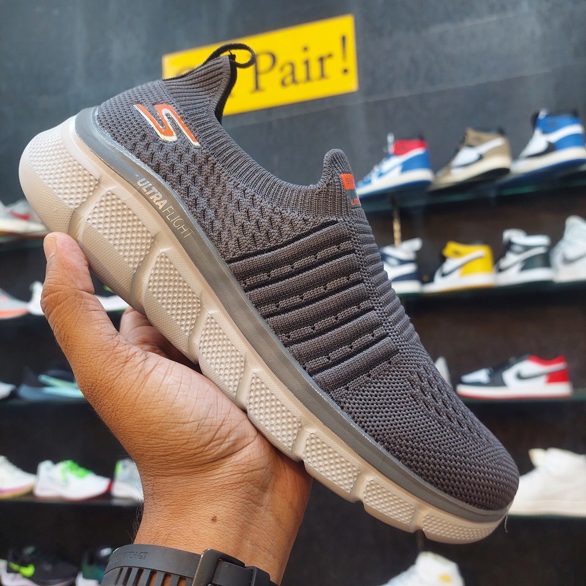 Sketchers Ultra Flight Grey