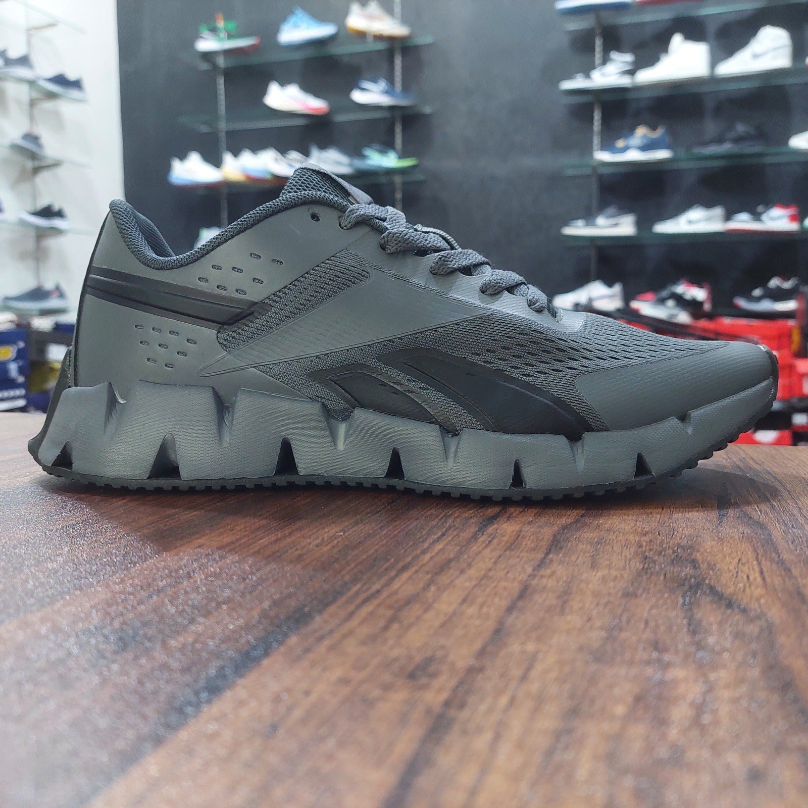 RBK Performance Zig Dynamica 2.0 Dark Grey