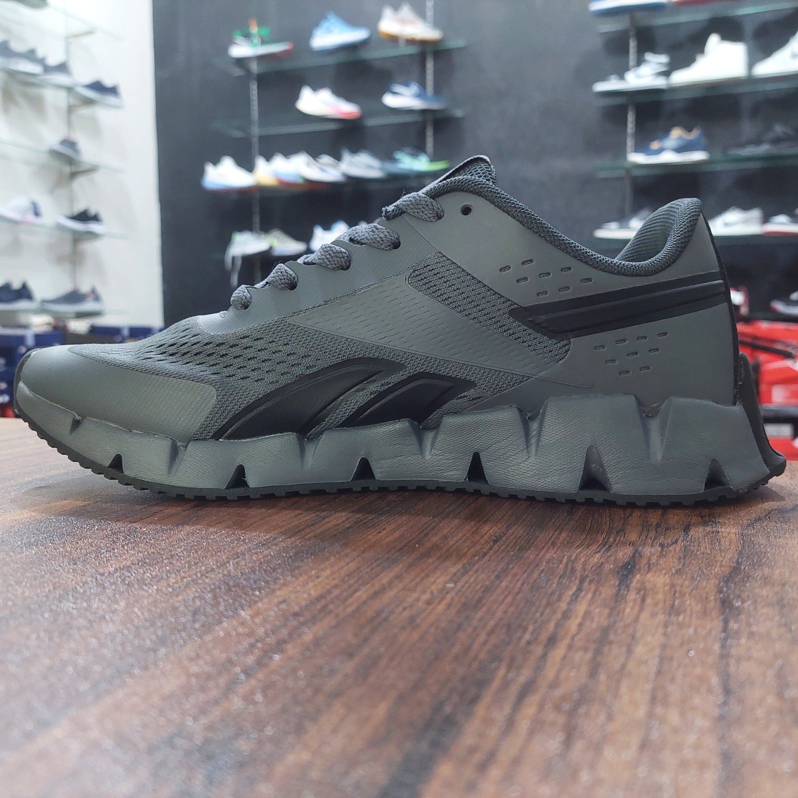 RBK Performance Zig Dynamica 2.0 Dark Grey
