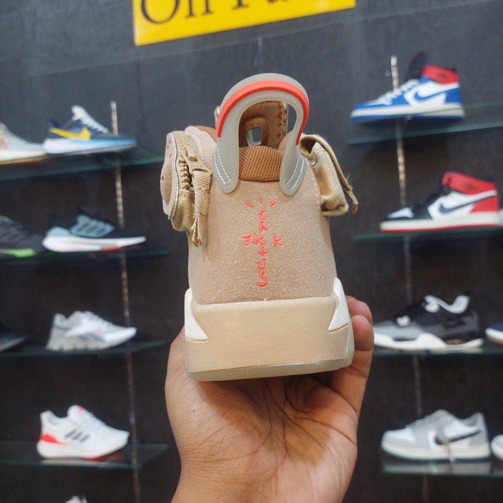 AJ 6 Traviss sccott British Khaki