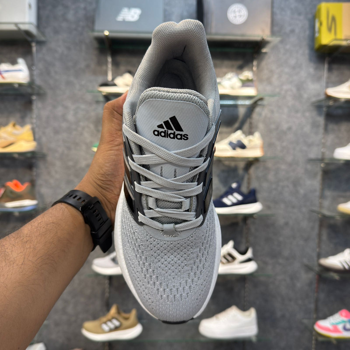 Ad PureBoost 22 LT Grey – Ohpairpk