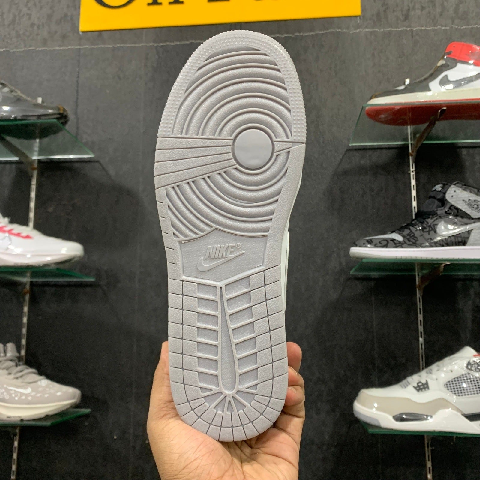 AJ 1 Golf Gift Giving