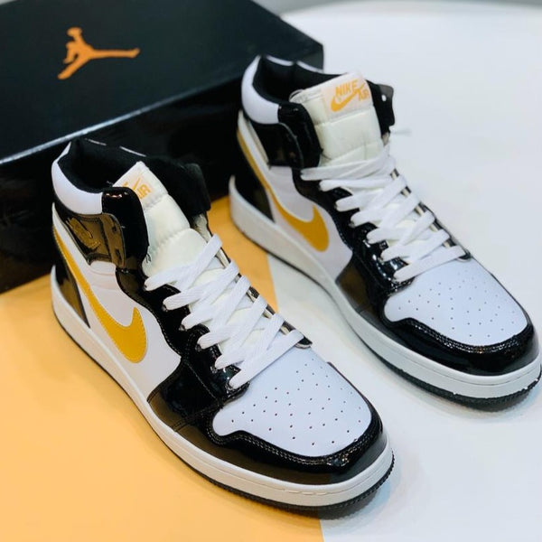 Air Jordan 1 Mid Black Gold Patent
