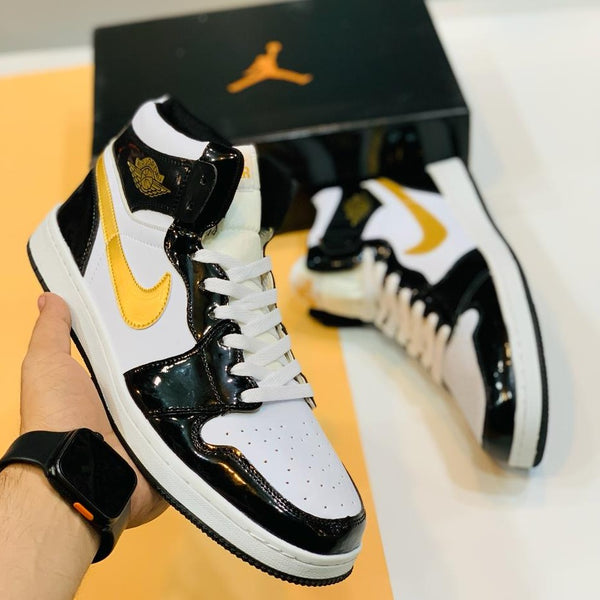 Air Jordan 1 Mid Black Gold Patent