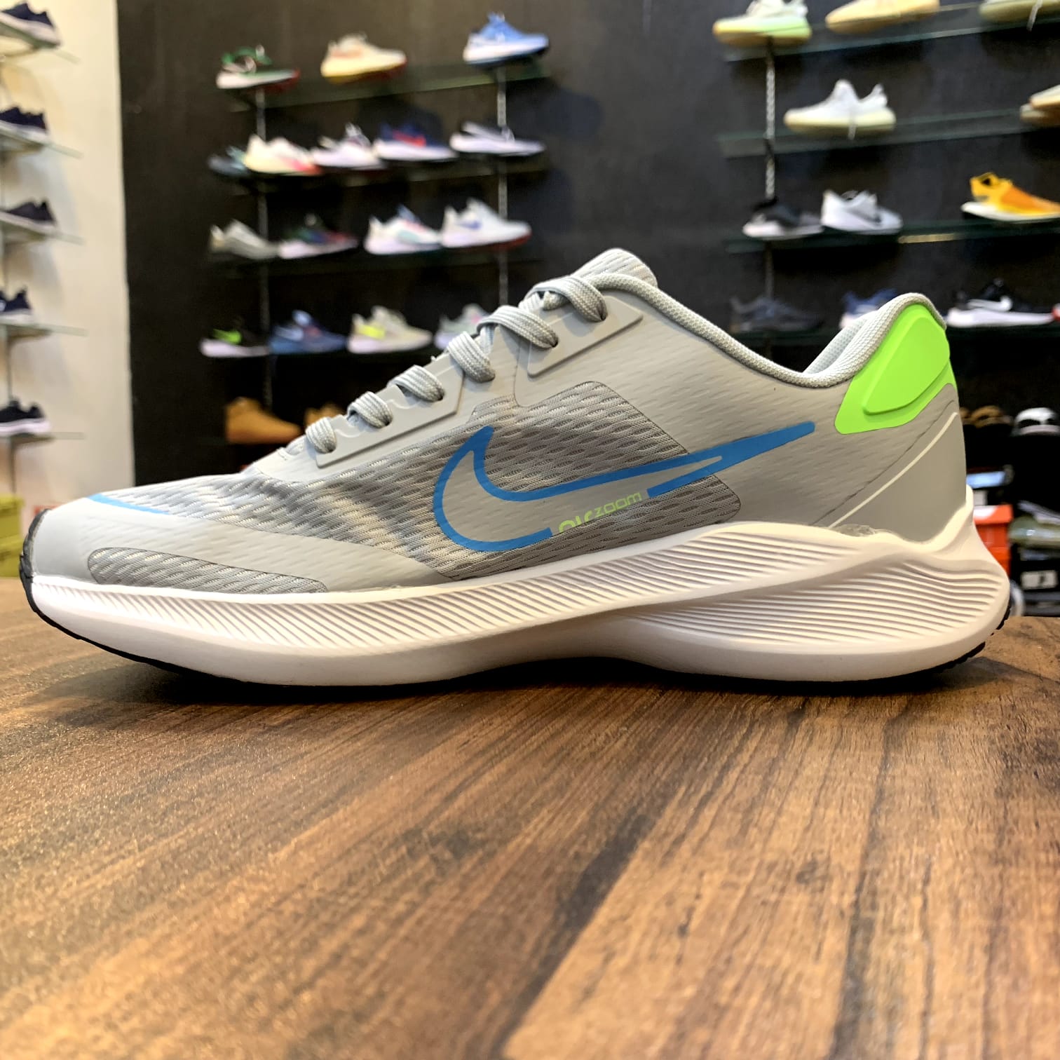 Zoom Structure 8X Gray