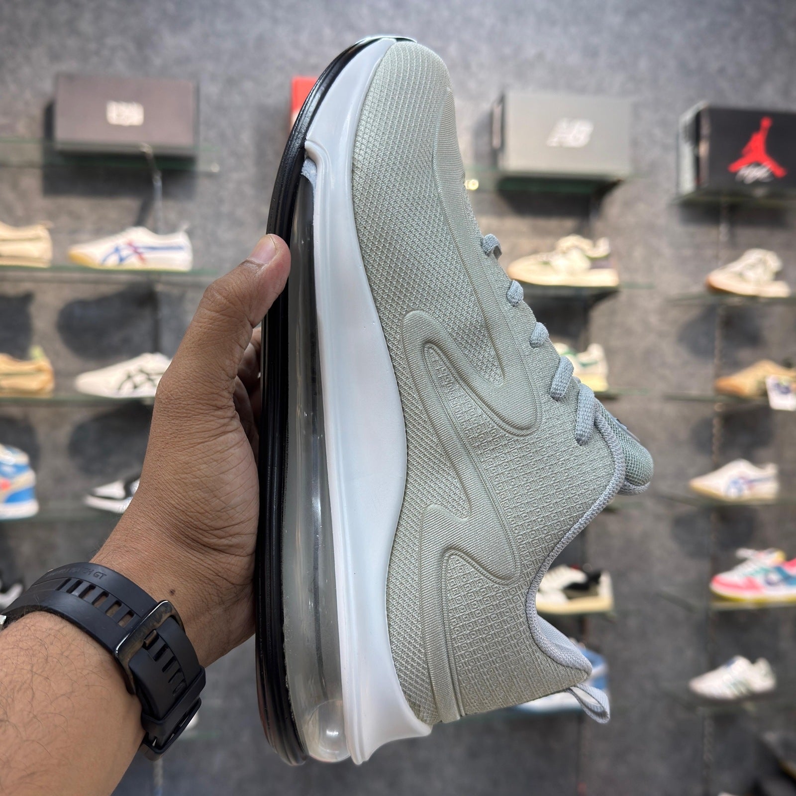 Airmaxx 720 Gray