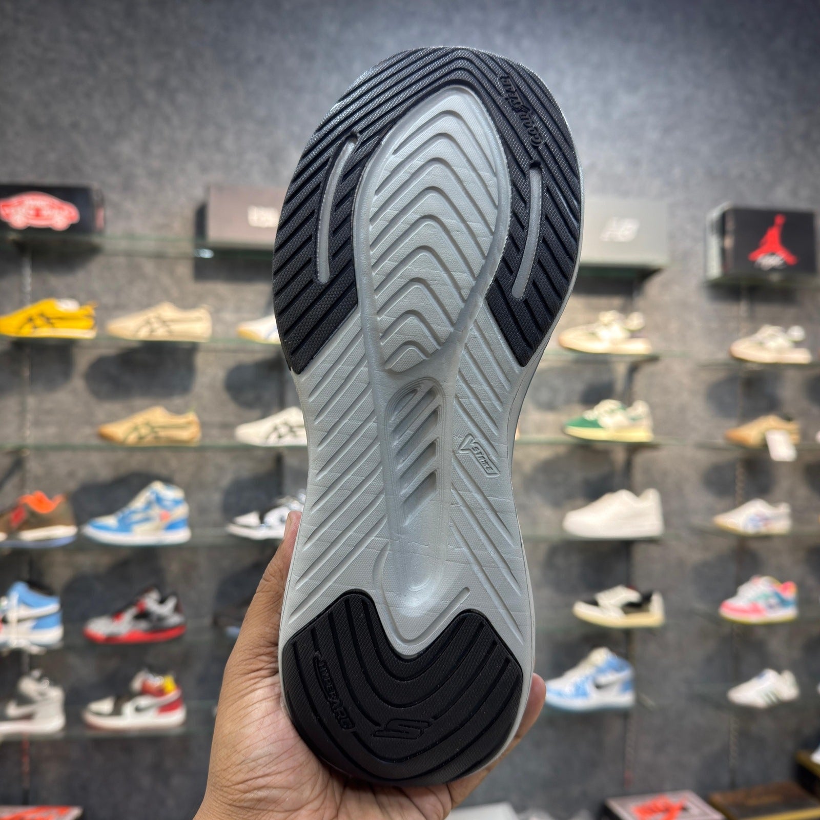 Sketcher Slip ins