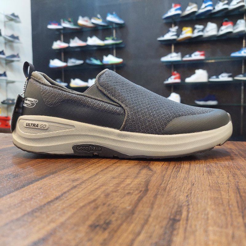 Sketcher Banlin Ultra Go-Goodyear Sole