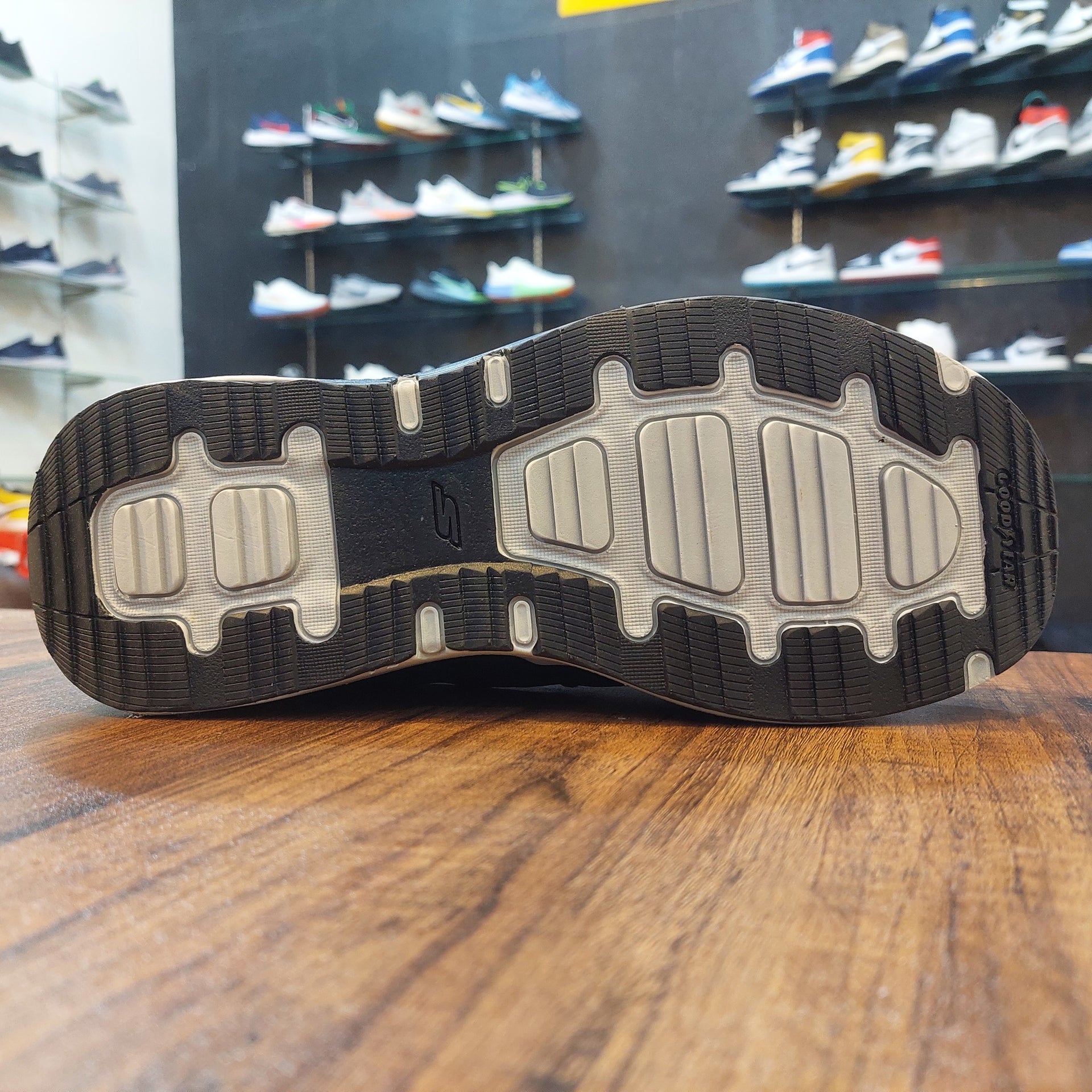 Sketcher Banlin Ultra Go-Goodyear Sole