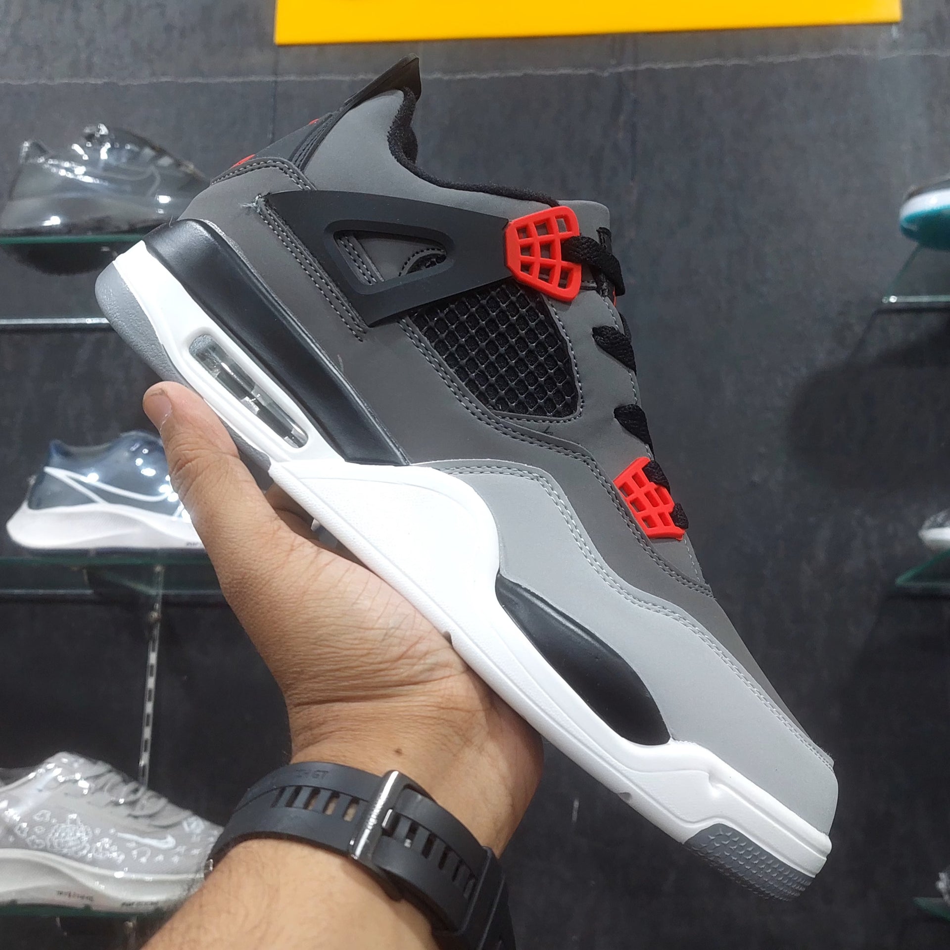 AJ4 RETRO 'INFRARED' G/R