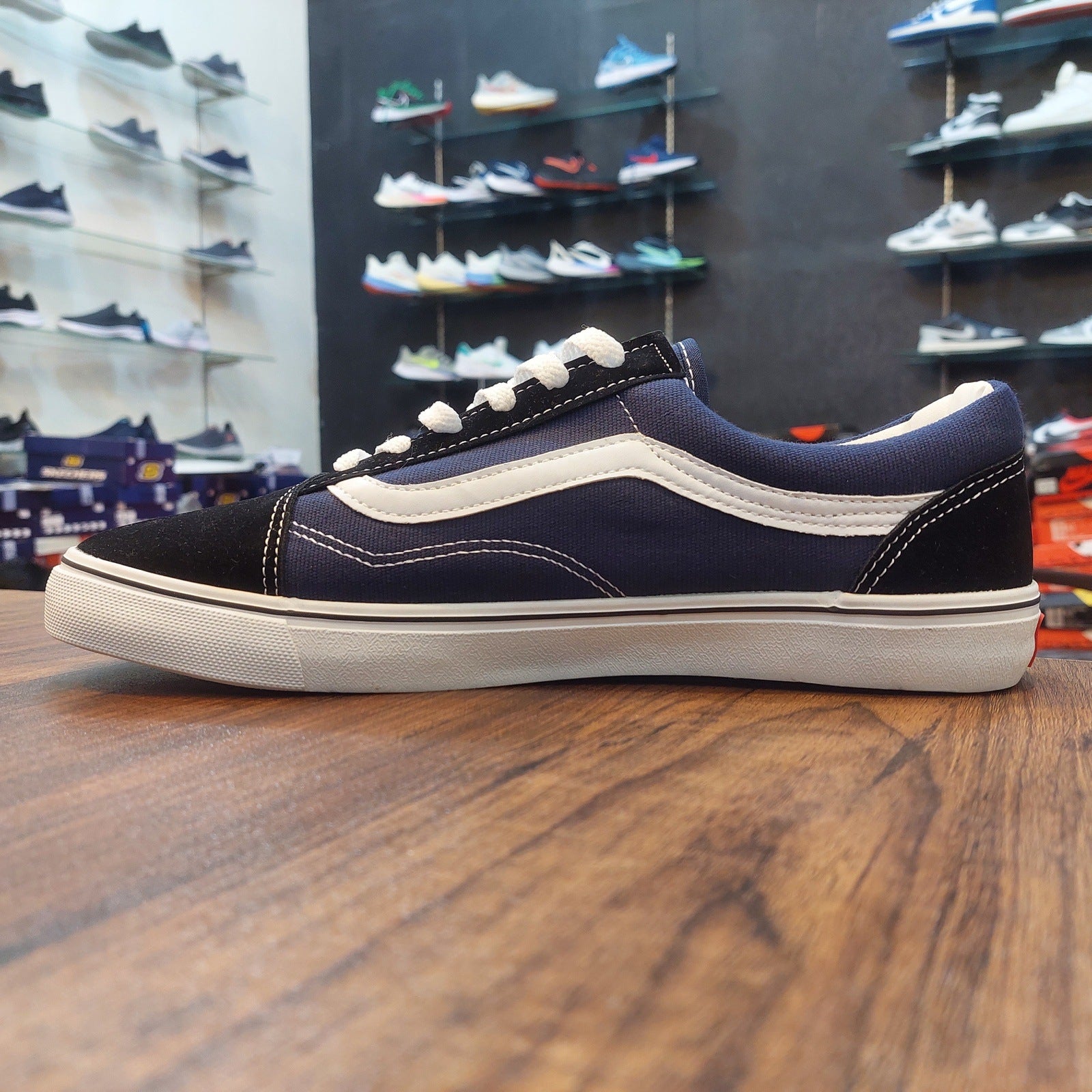 OLD SKOOL NAVY