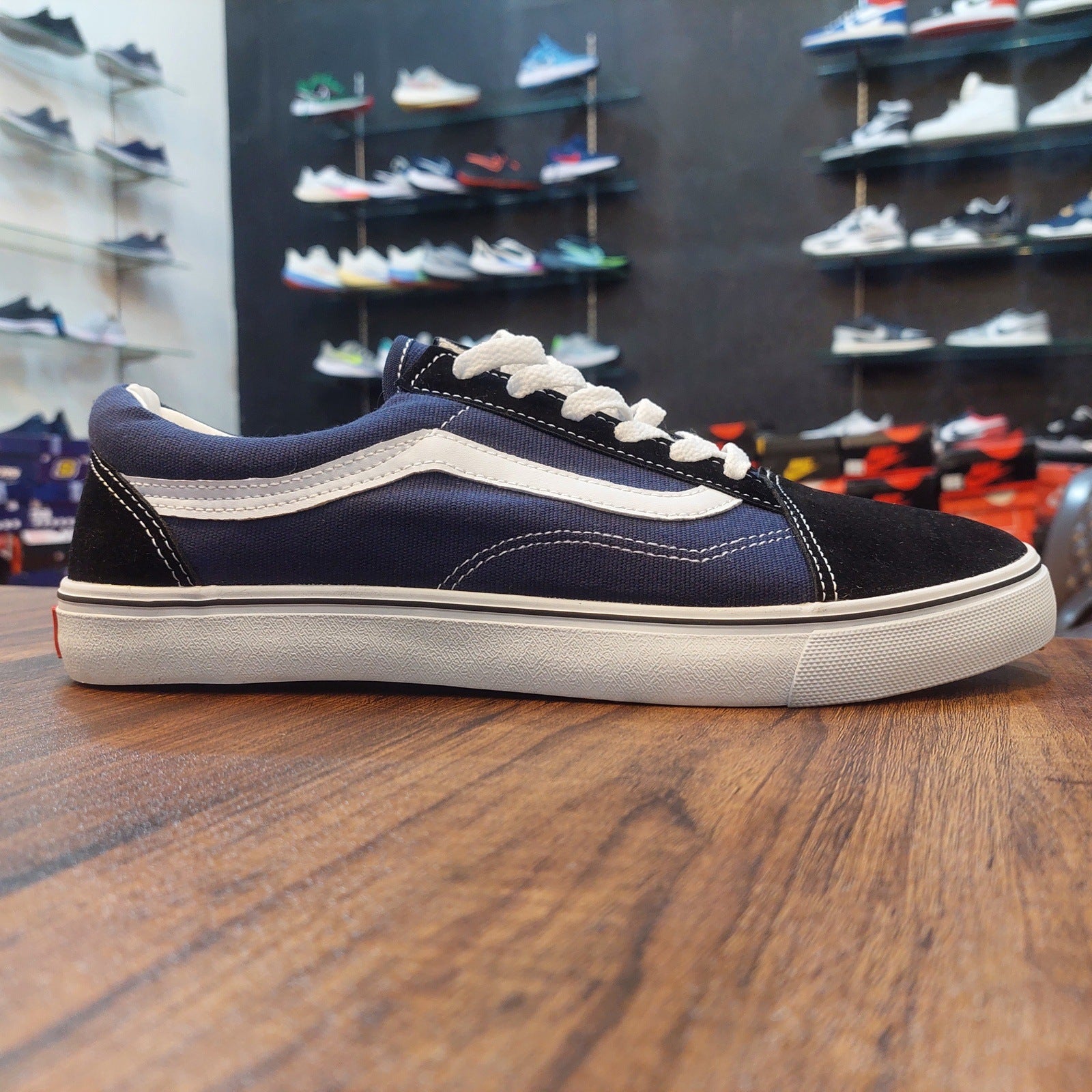 OLD SKOOL NAVY