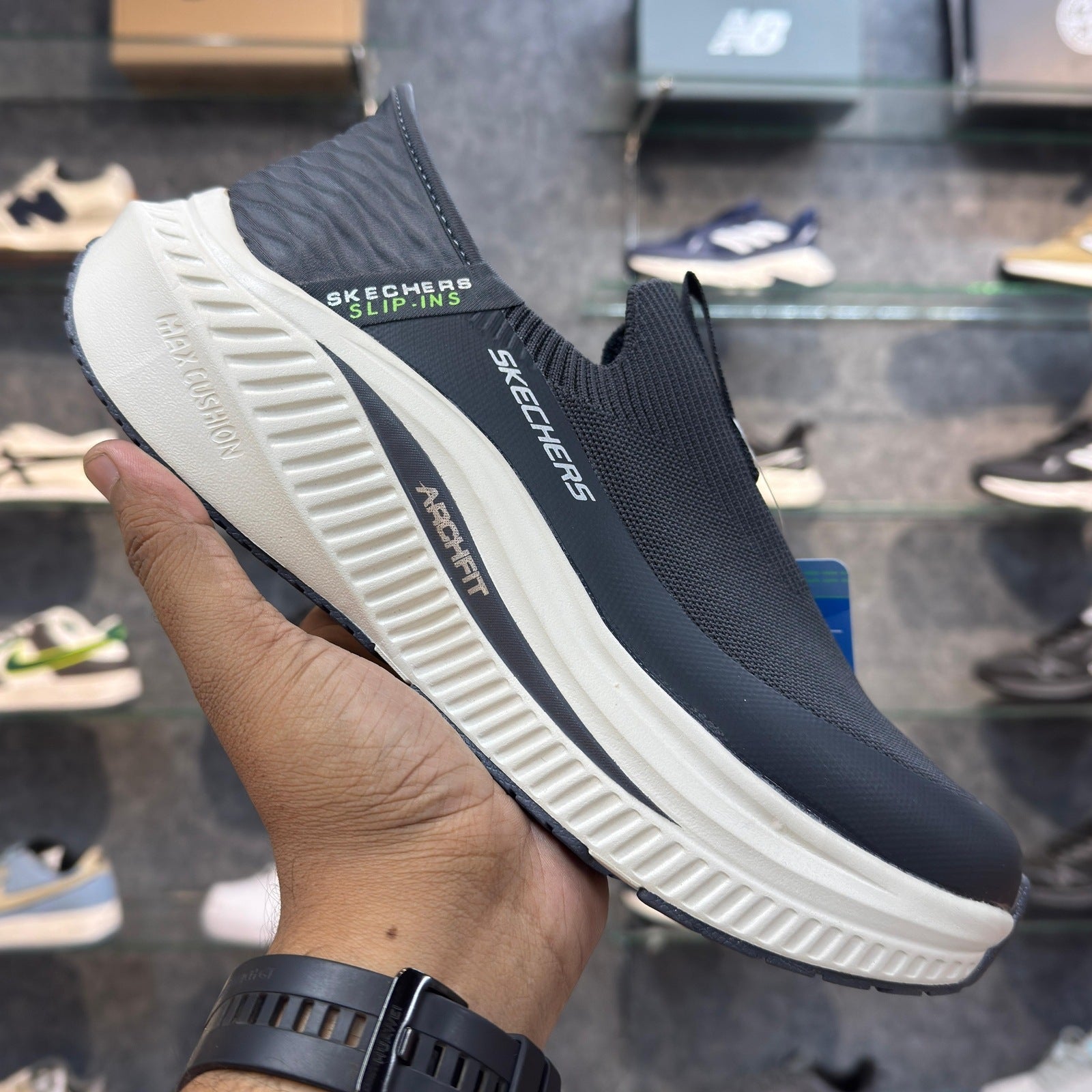 Sketcher Archfit Slip ins