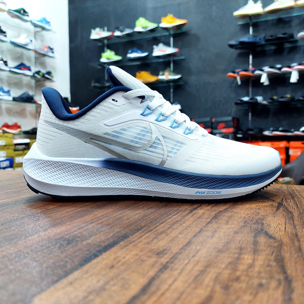 NK Zoom Pegasus 39 White / Dark Blue