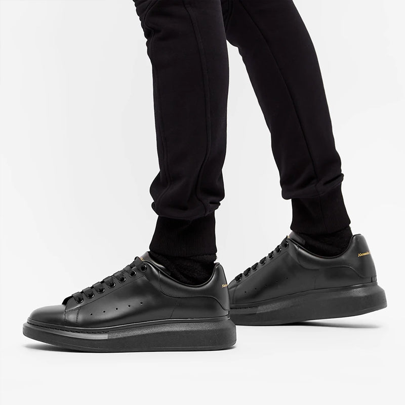Alxndr Mc Queeen Triple Black