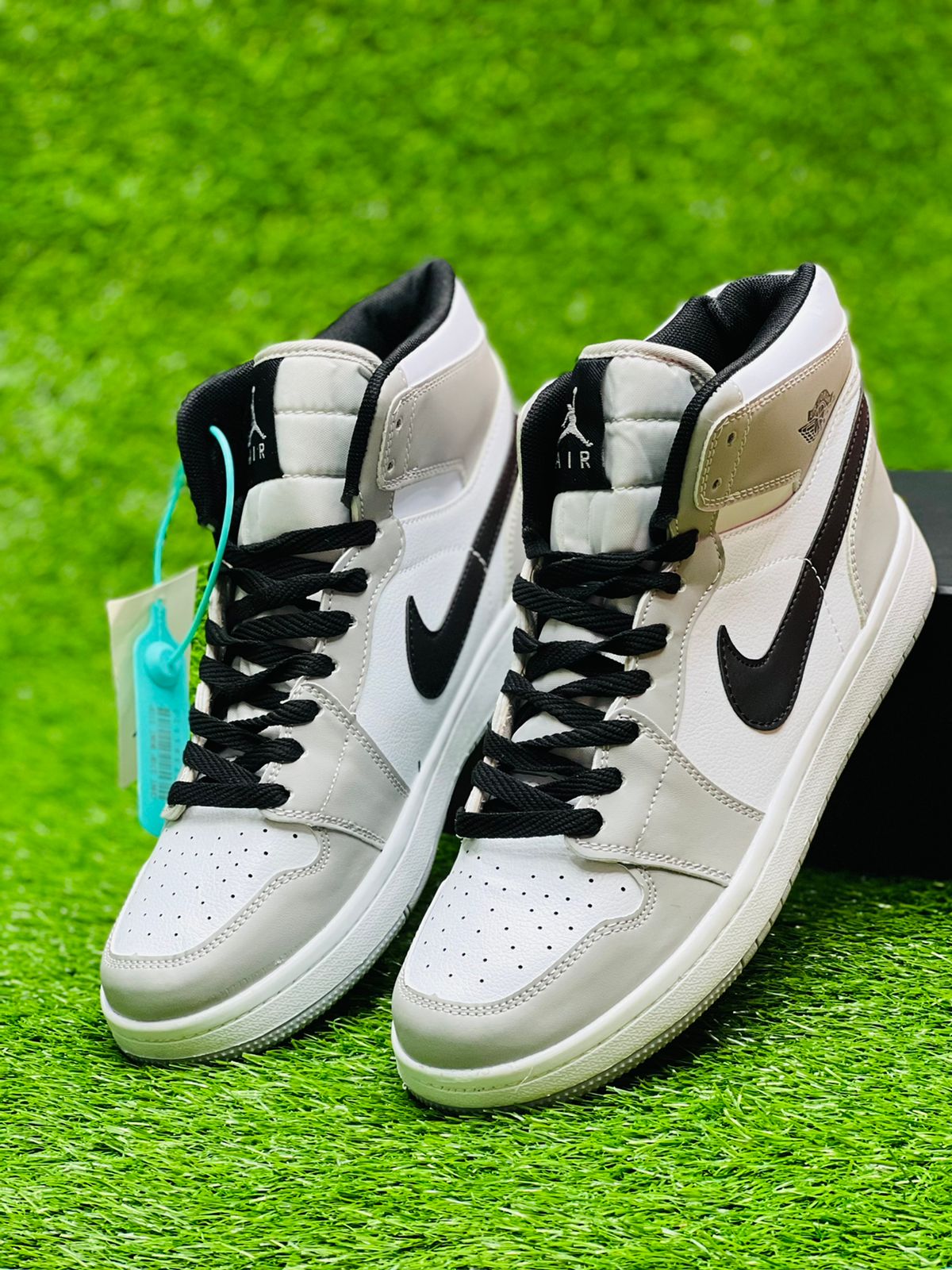 Air Jordann Smoke Gray - Mid