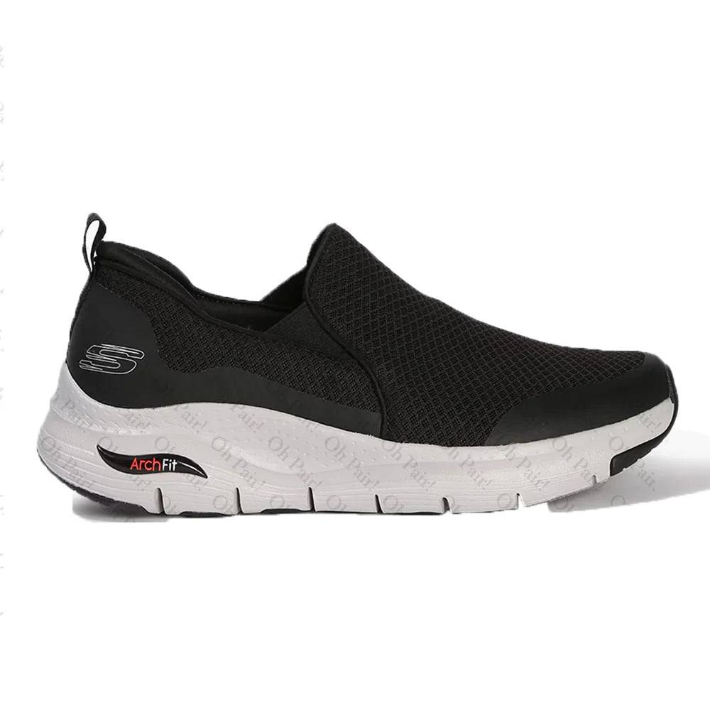 Happy Feet, Stylish Beats: Exploring the Dance of Comfort with Sketcher Arch Fit Banlin Black/White