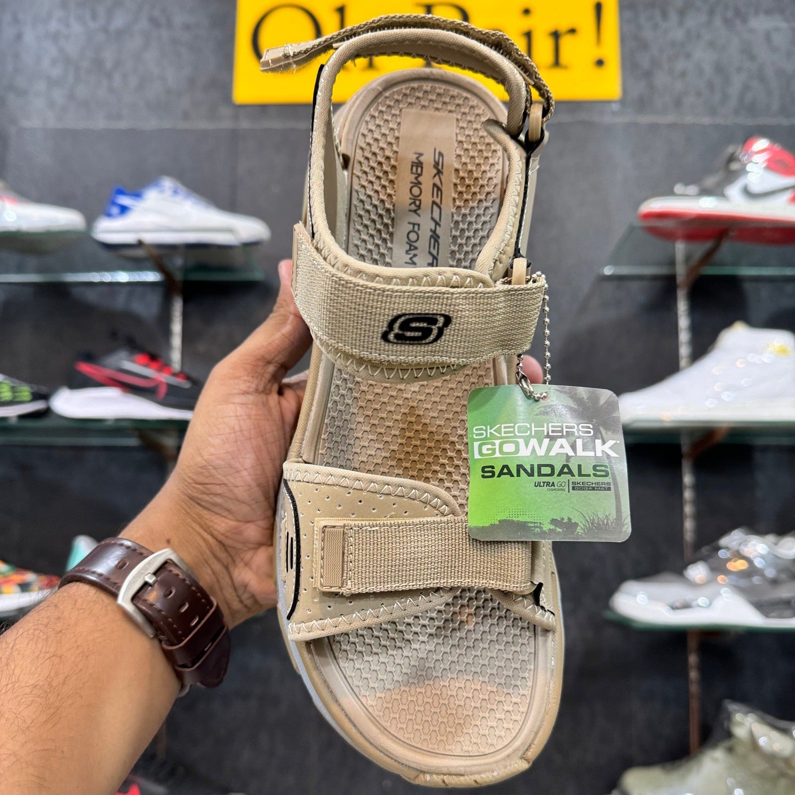 Sketchers Dlux’Trekker Sandal-Khaki-Strap