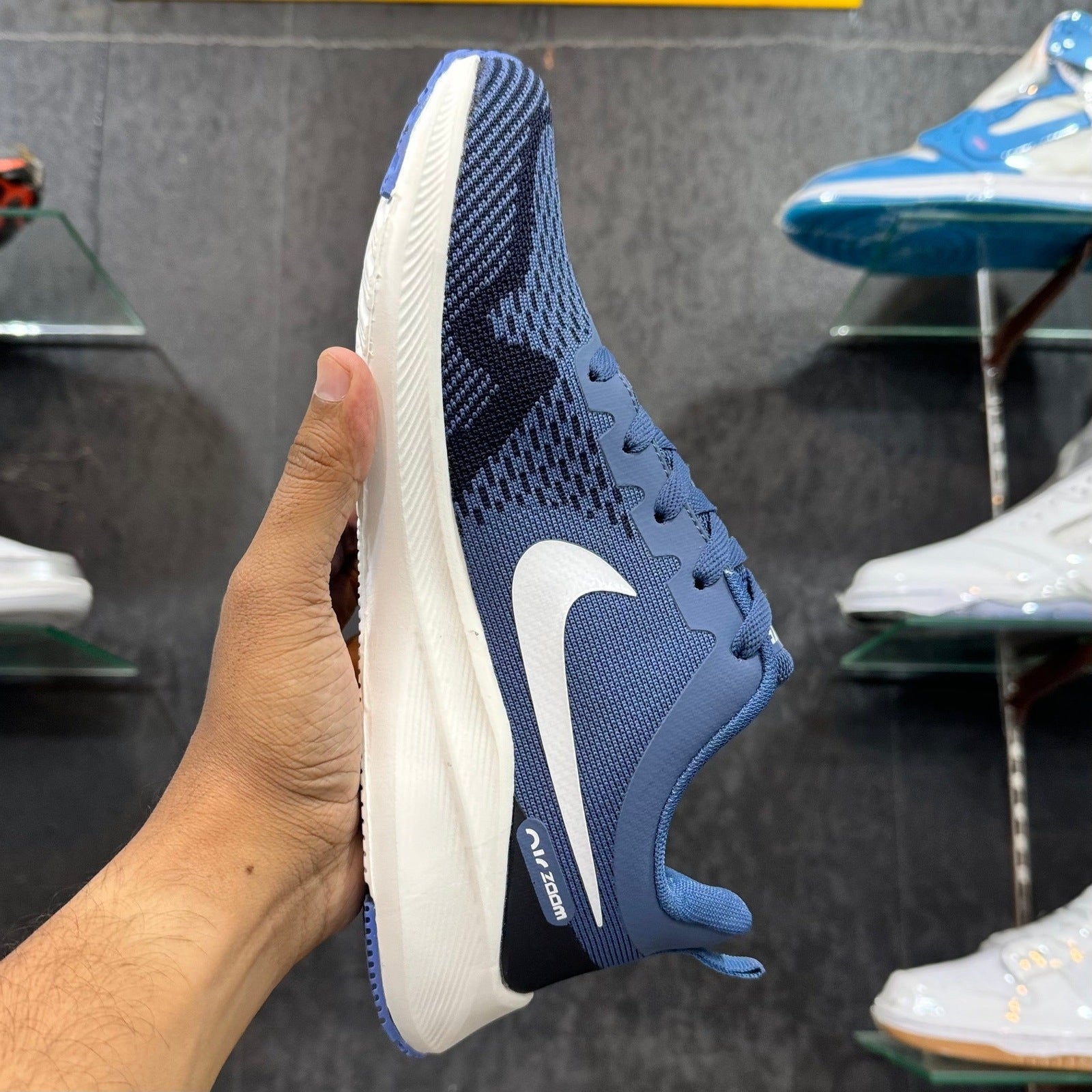 Airmax Zoom Blue Guide 10