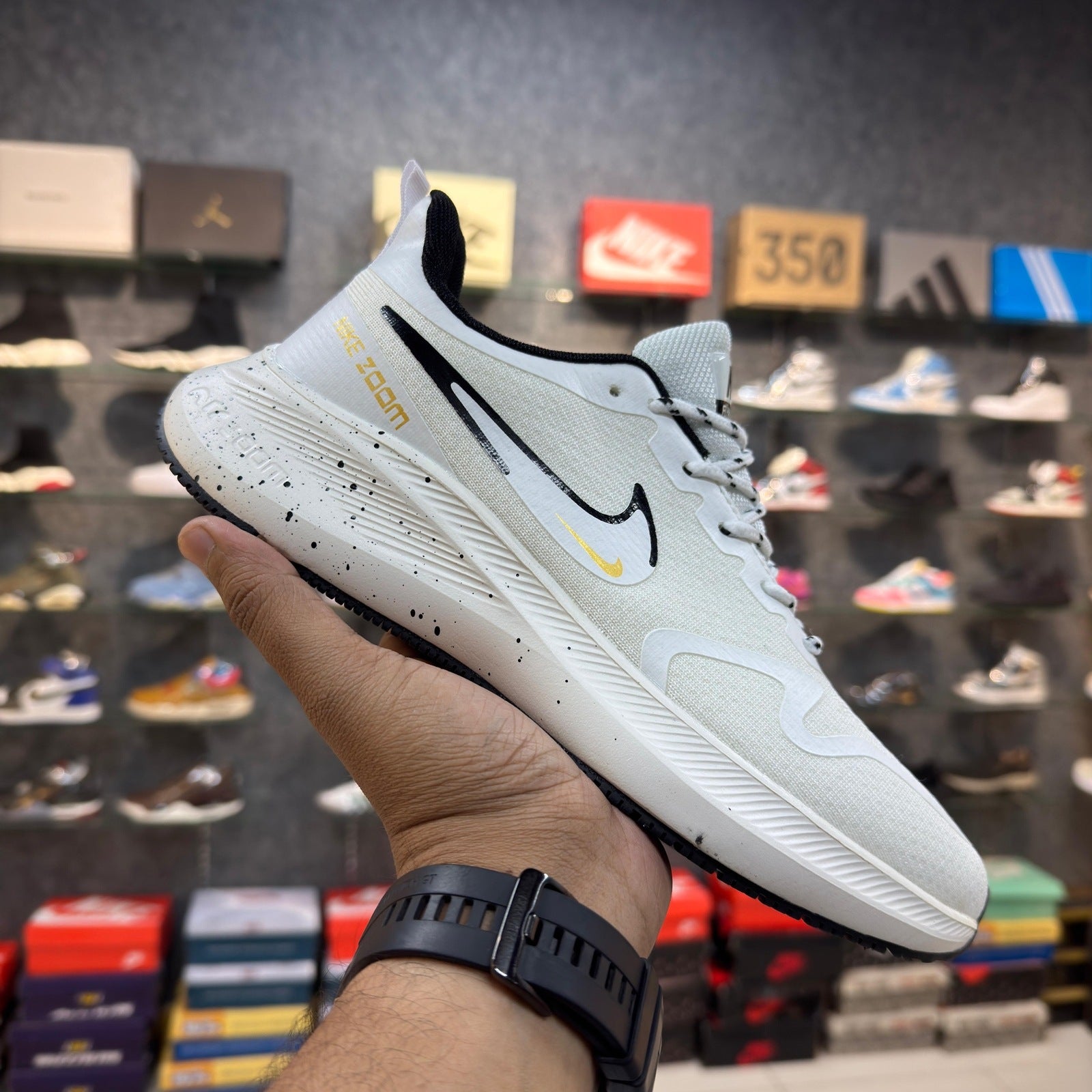 NK Air Zoom White / Black