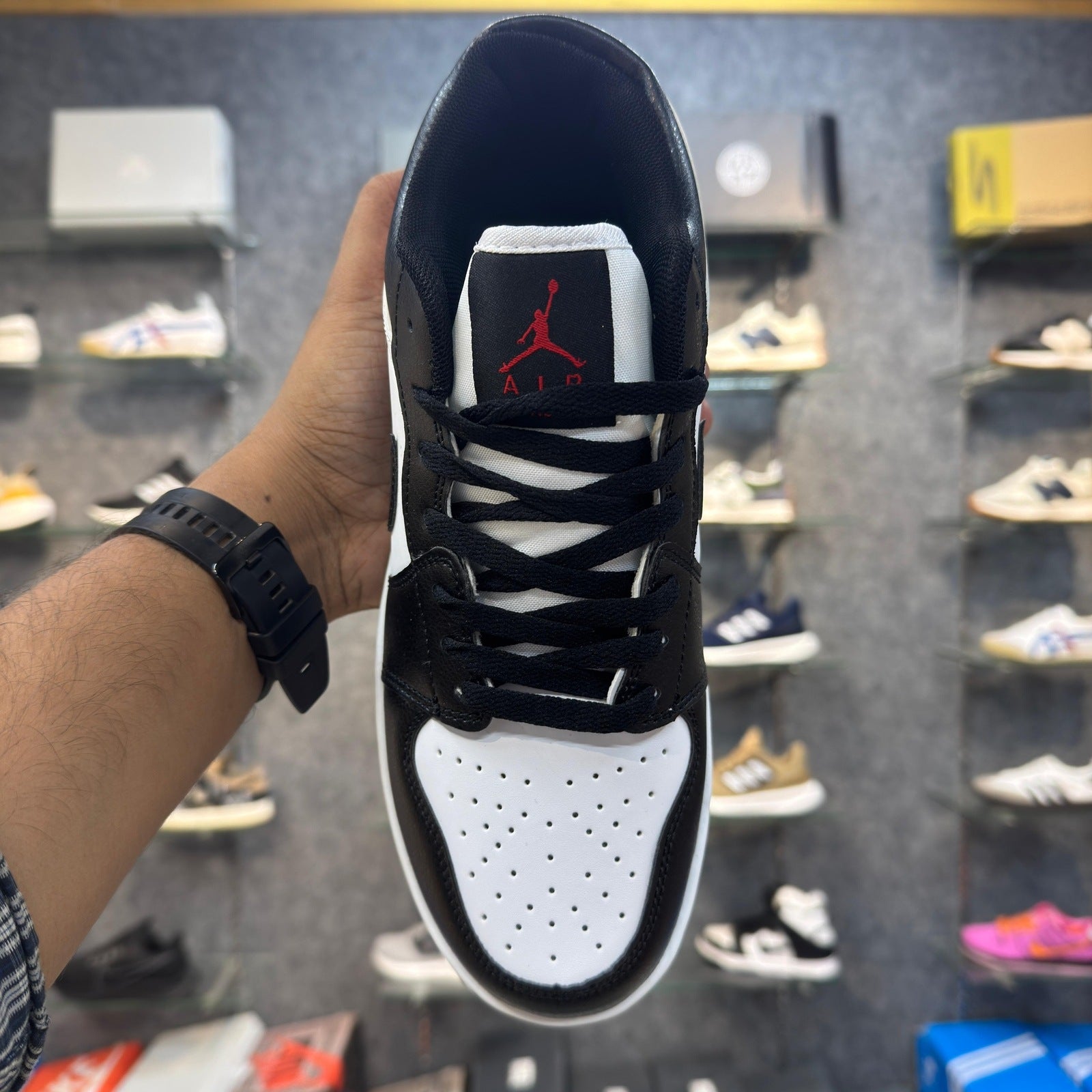 AJ 1 Retro Low 