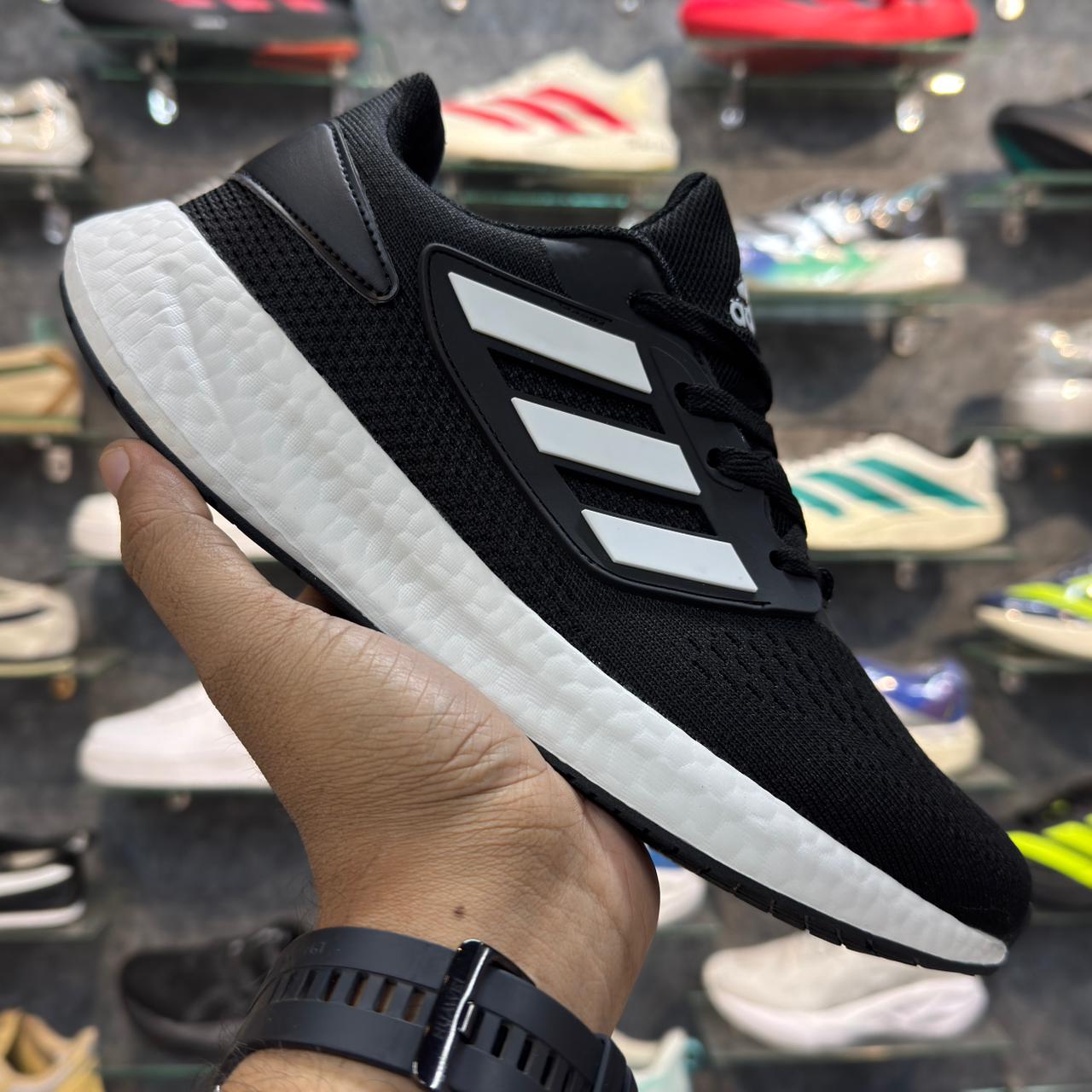 Ad PureBoost 22 Black White Ohpairpk Ad PureBoost 22 Black White Ohpairpk