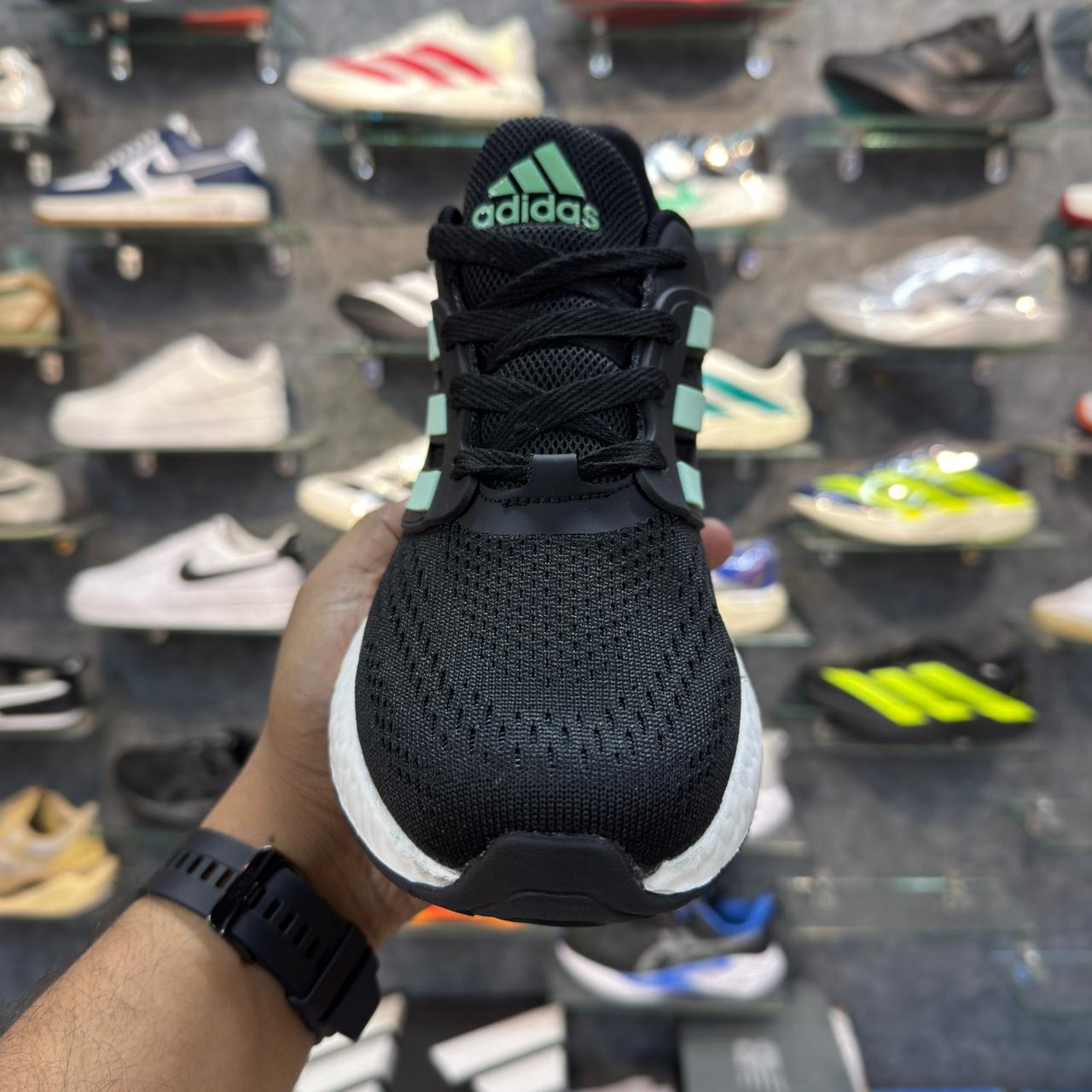 Ad PureBoost 22 Black / Sea Wave