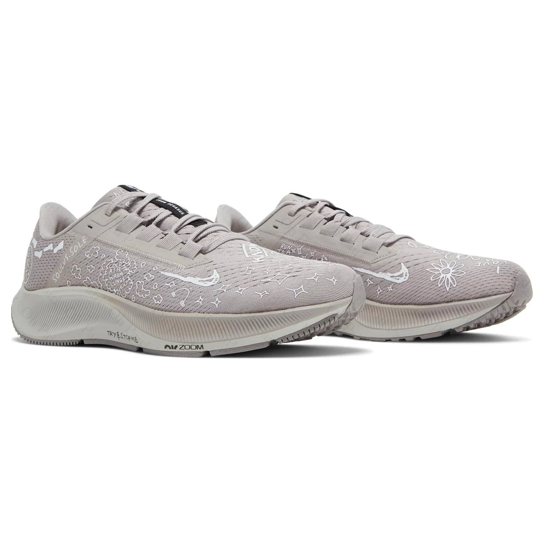 Nk Air Zoom Pegasus 38 X NATHAN BELL 'RUN TO A MAGICAL PLACE - COLLEGE GREY'
