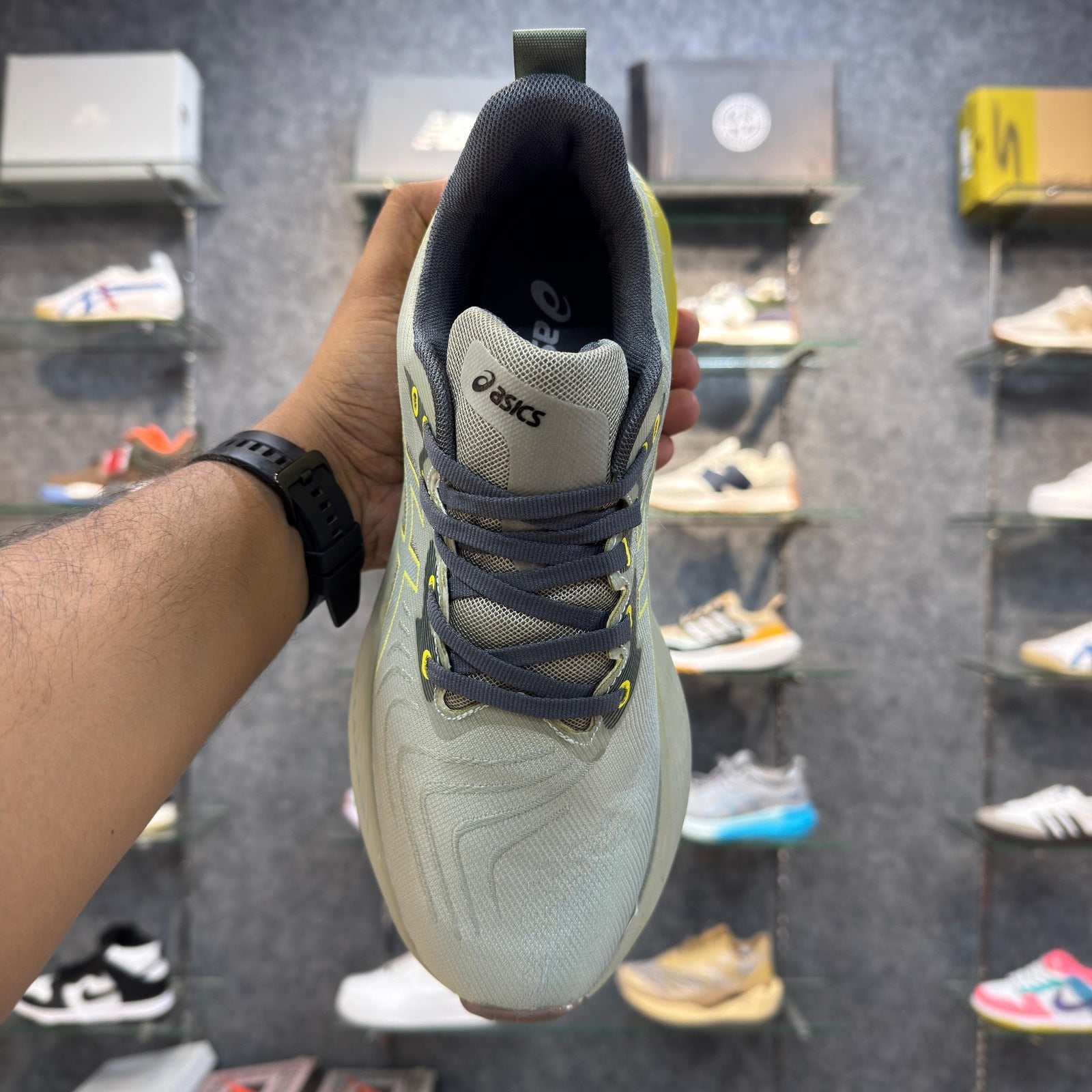 Asics Novablast 4 Electric Lime