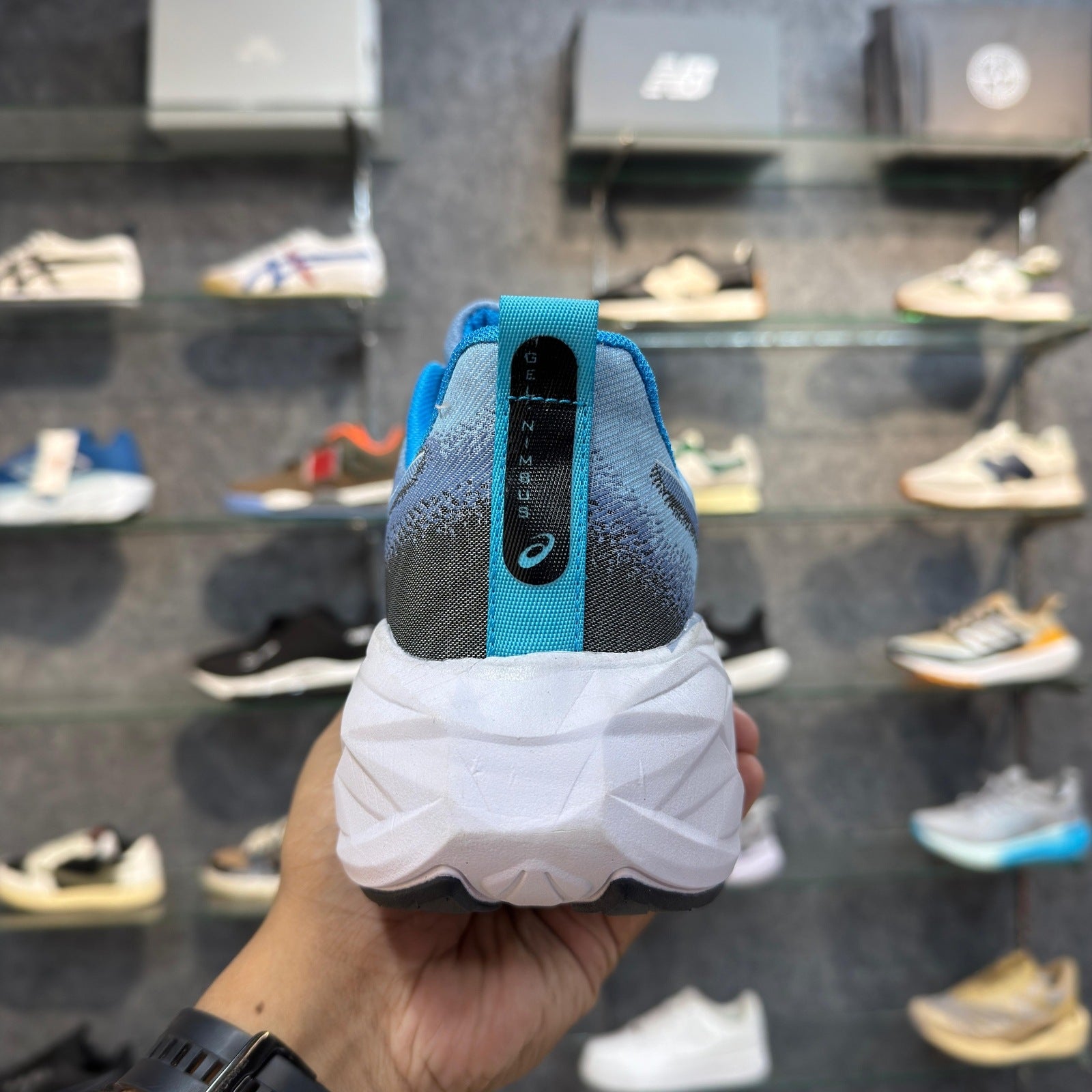Asics Novablast 4 Teal Blue