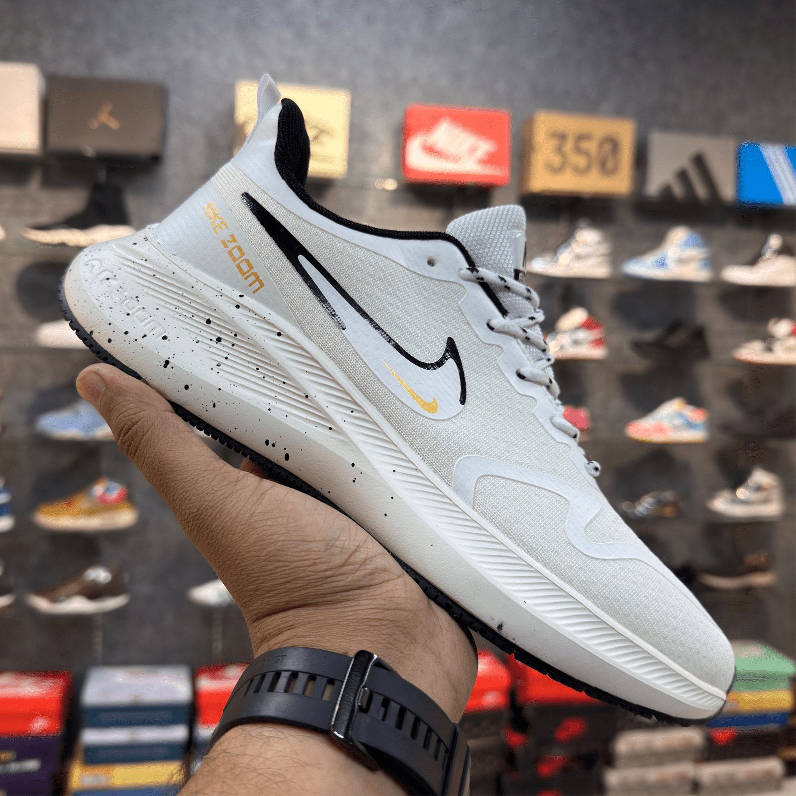 NK Air Zoom White / Black