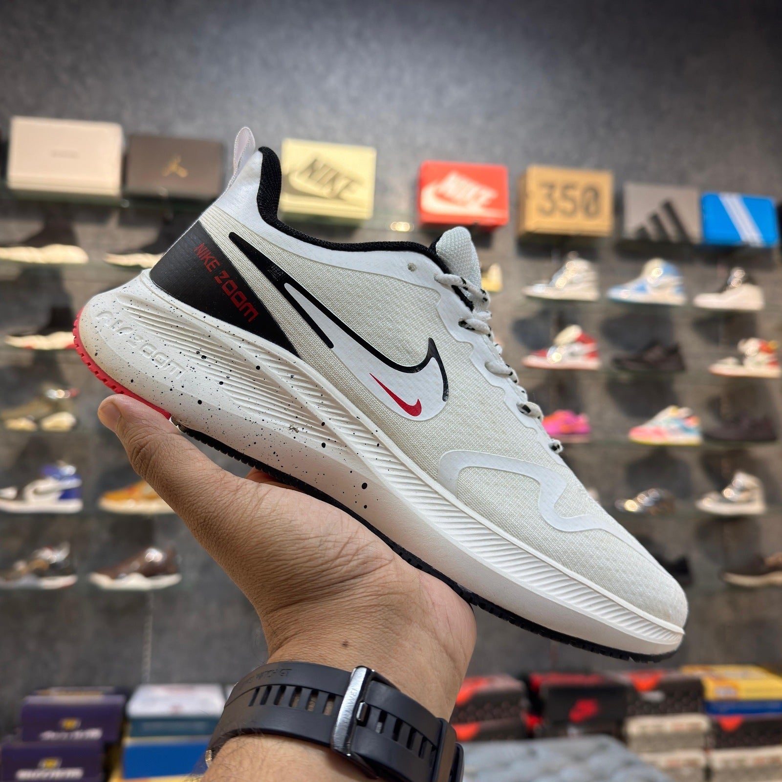 NK Air Zoom White / Black / Red