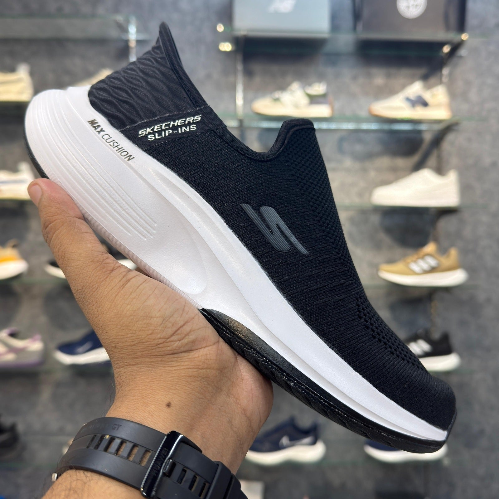 Sketcher Slip ins 