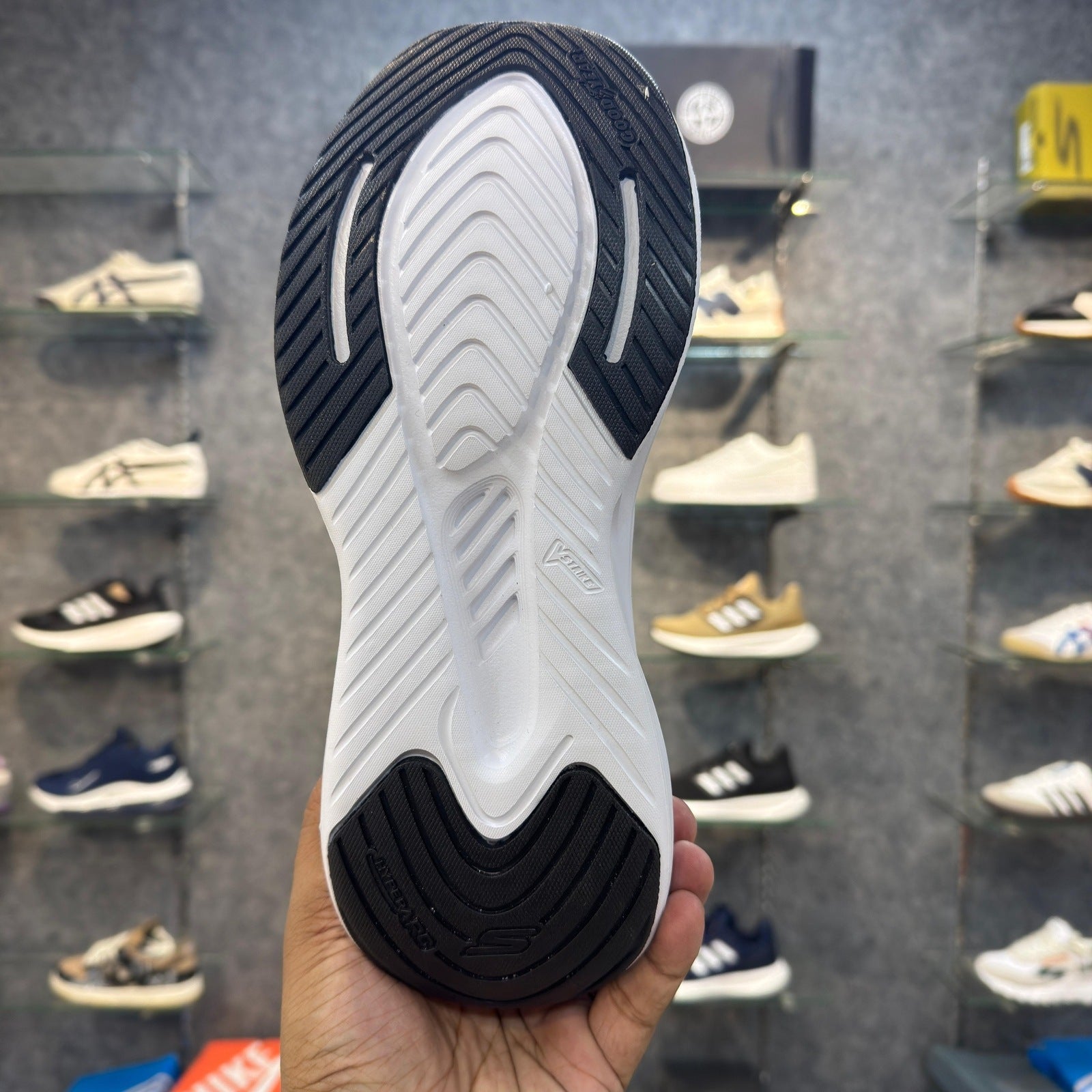 Sketcher Slip ins 