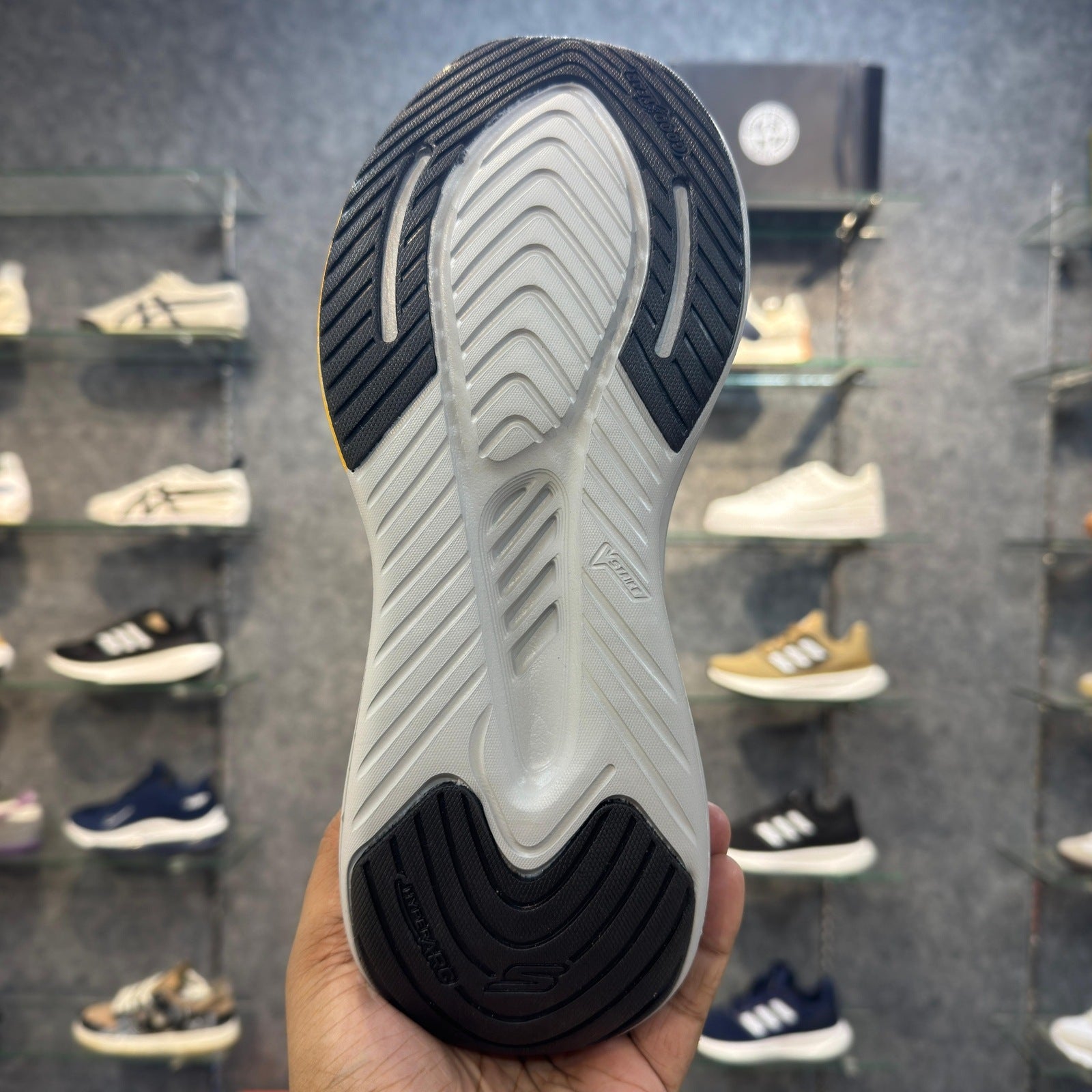 Sketcher Slip ins 