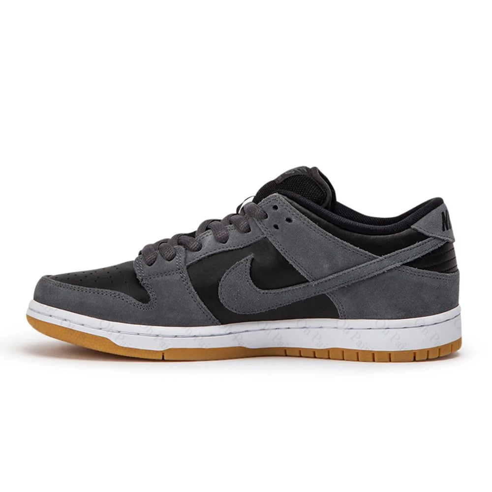 NK SB Dunk Low Dark Grey Black Gum