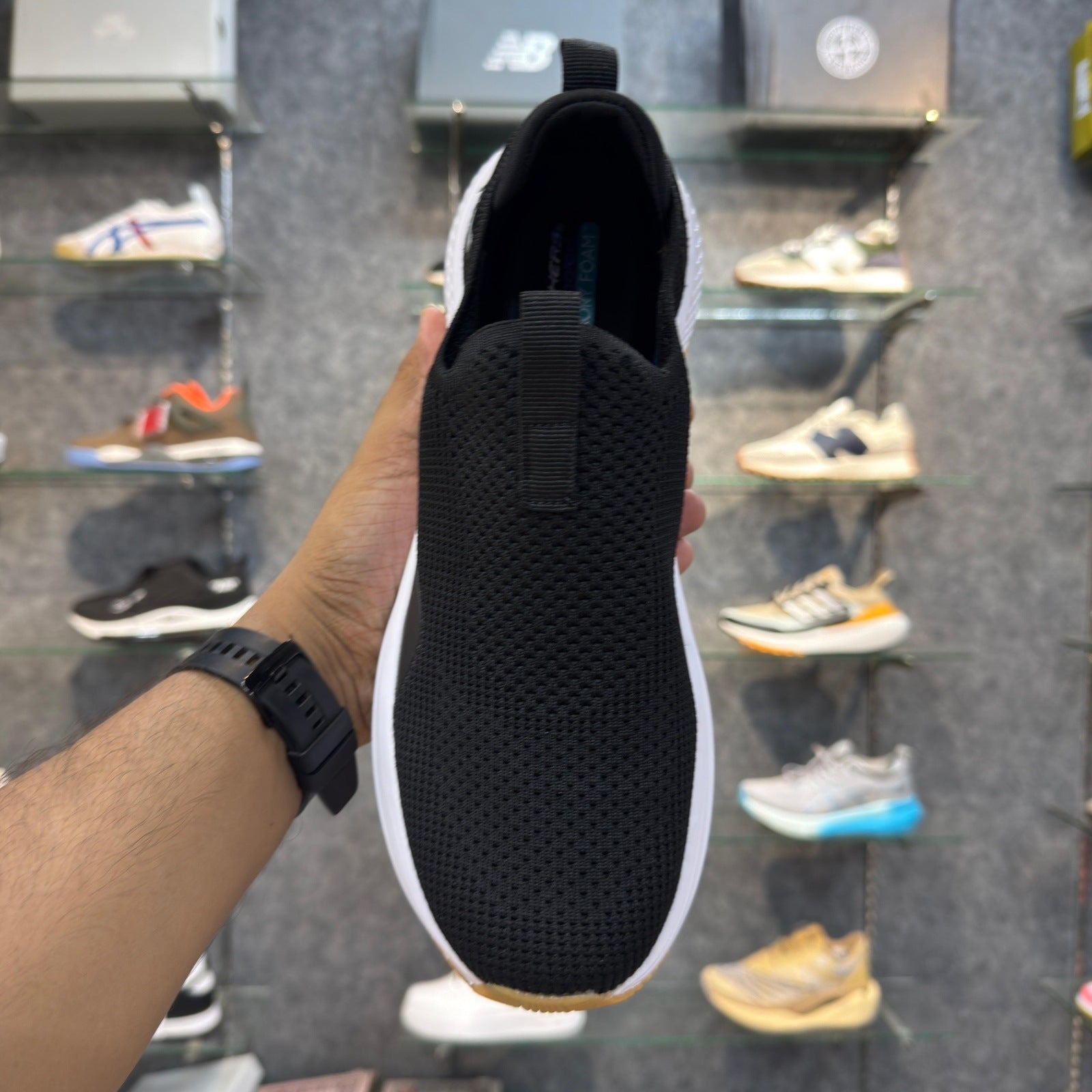 Sketcher Go Run Ultra Light 2.0 Black White
