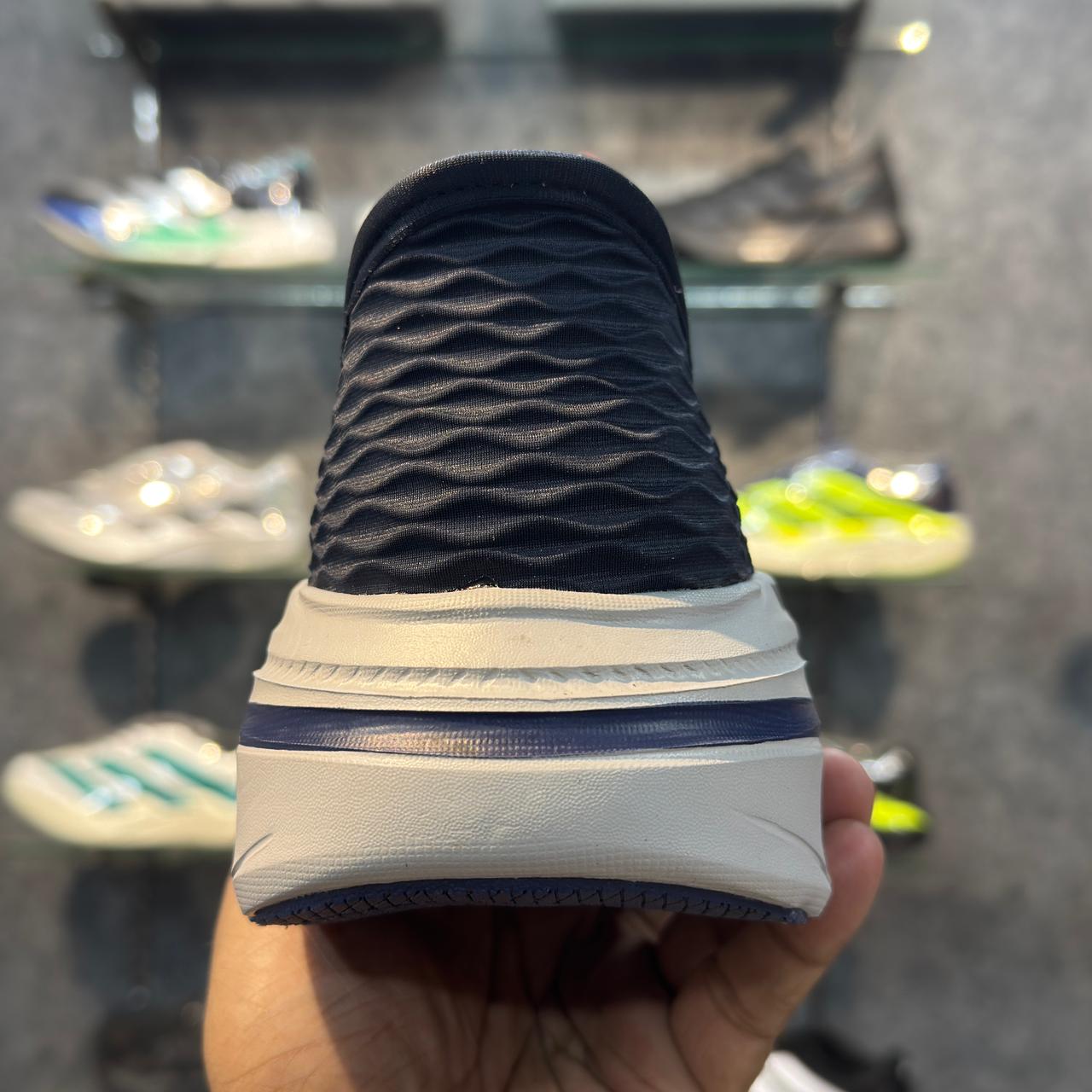 Sketcher Max Cushion Archfit Slip ins 