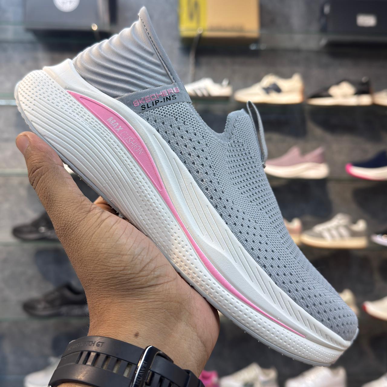 Sketcher Max Cushion Elite 2.0 