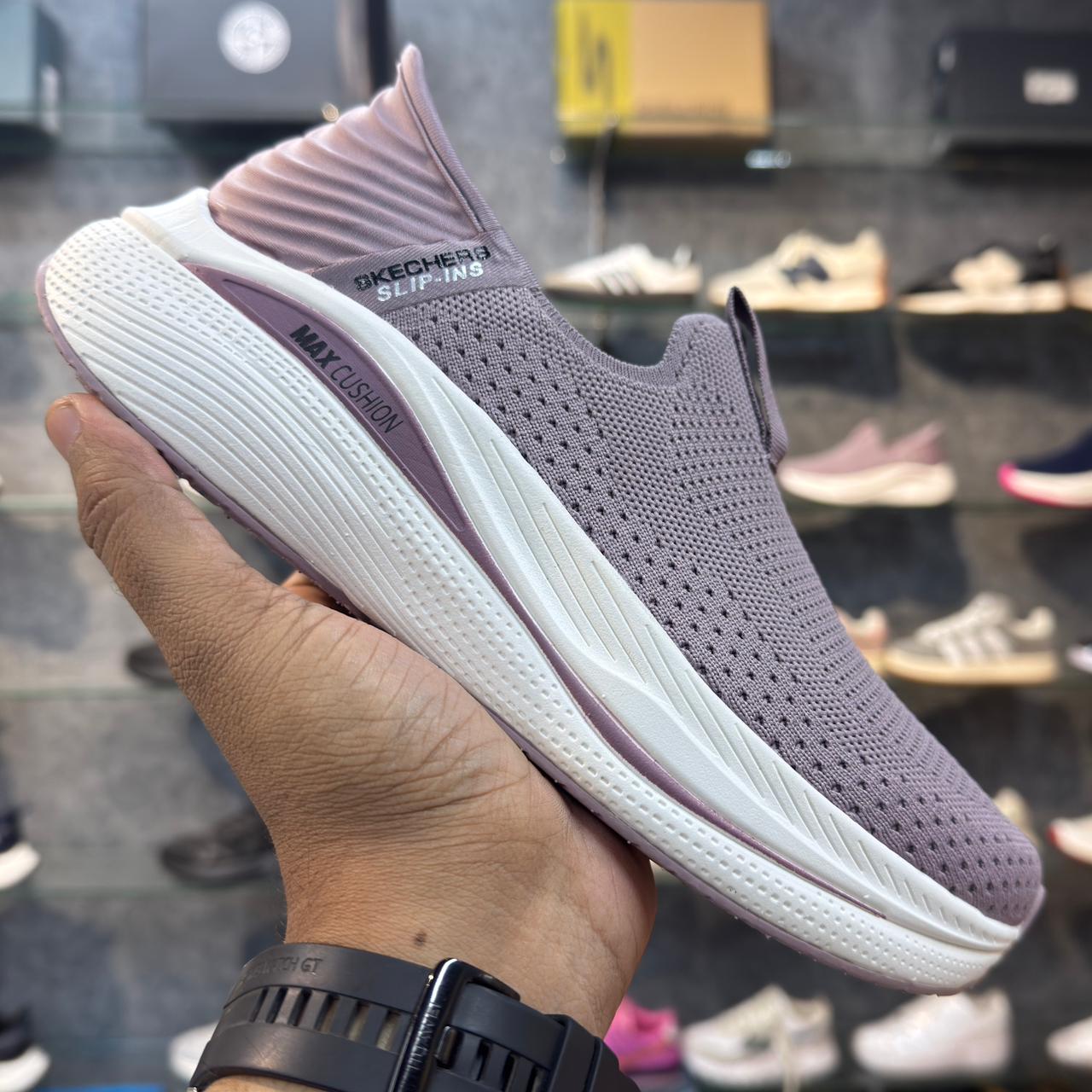 Sketcher Max Cushion Elite 2.0 