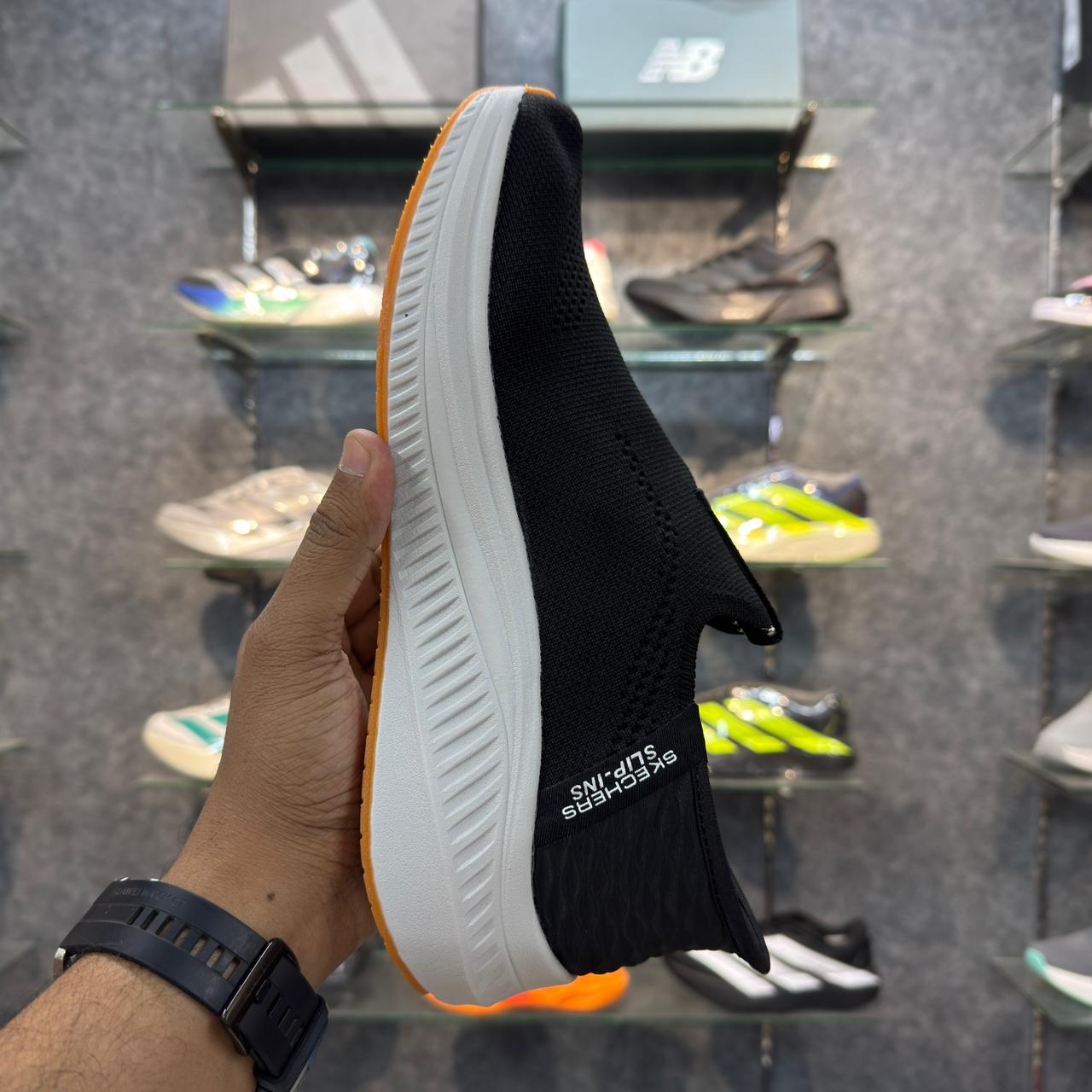 Sketcher Max Cushion Slip ins 